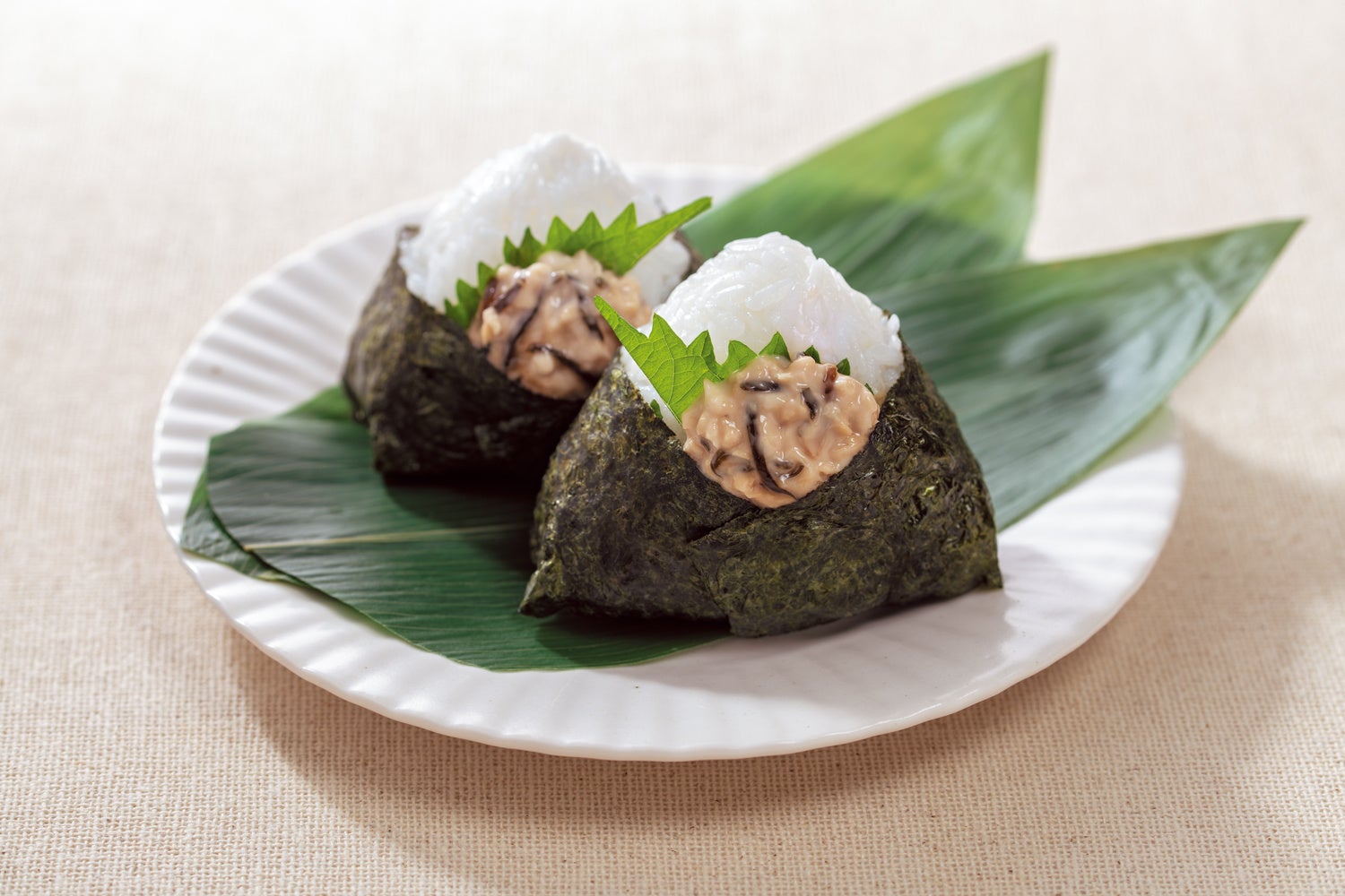 プラントベースツナと塩昆布のおにぎり