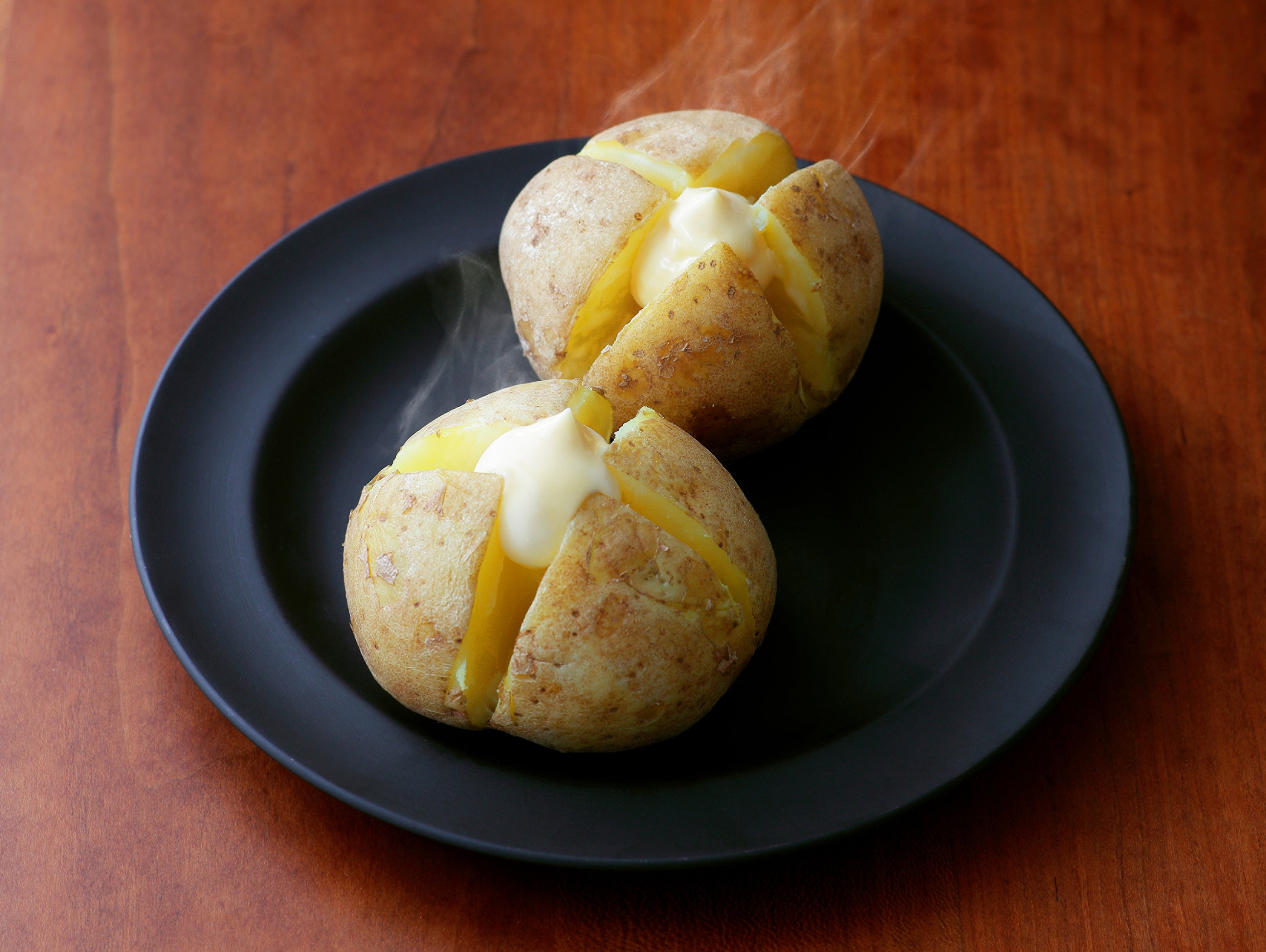 レンジでかんたん！じゃがいもの燻製マヨがけ