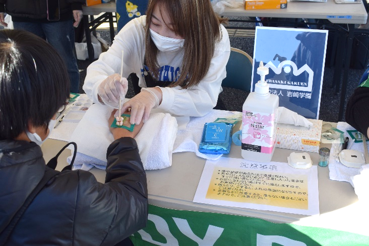 他チームでのボディペイントの様子