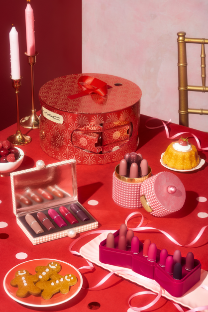 新品未開封　MAC ホリデー限定 2022 リップ コフレ【箱ダメージあり】 M・A・C×クリスマスコフレ2022】リップセットやメイクアイテムが