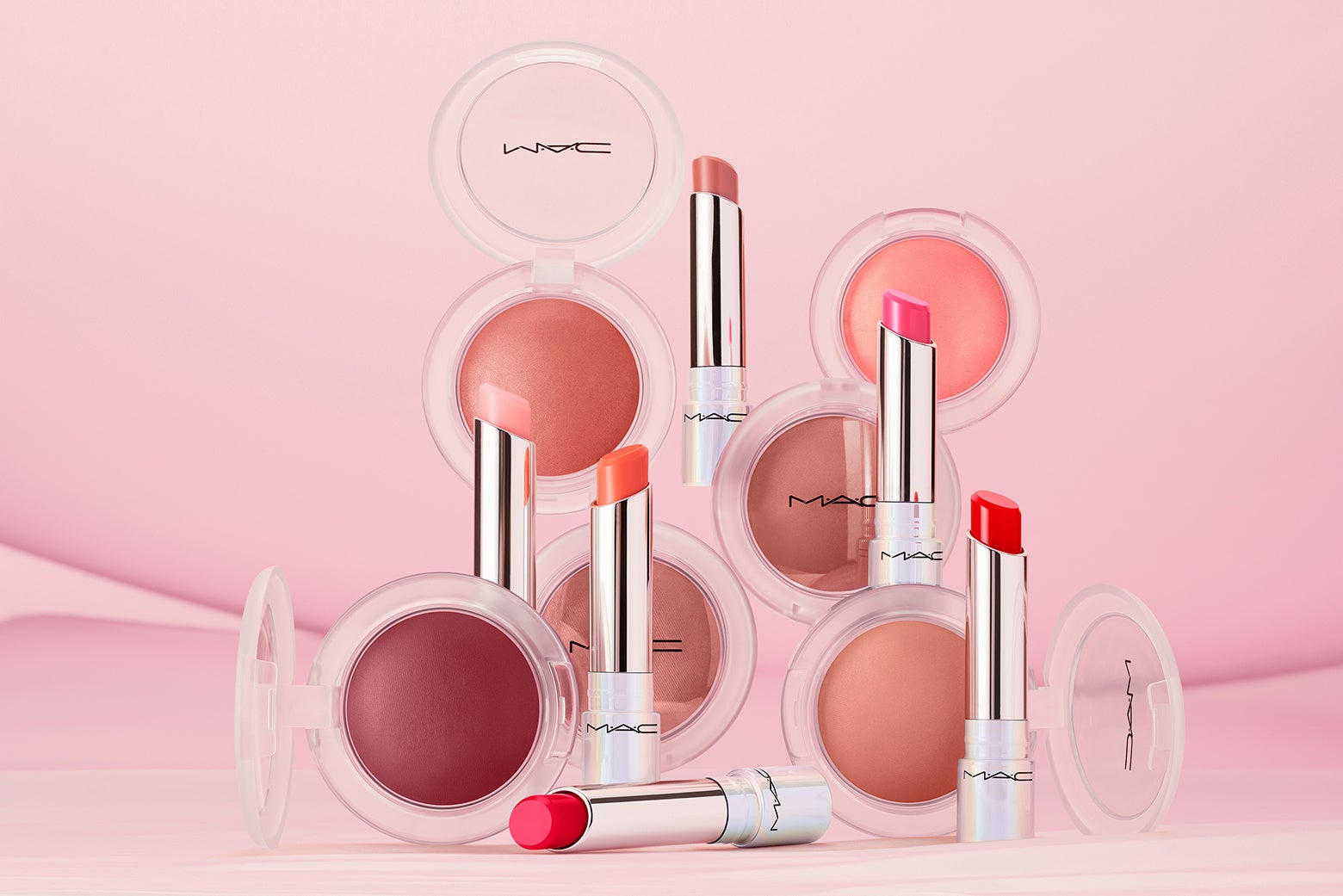 M·A·C】M·A·Cがこの夏仕掛ける「グロー プレイ」は、リアルな血色感