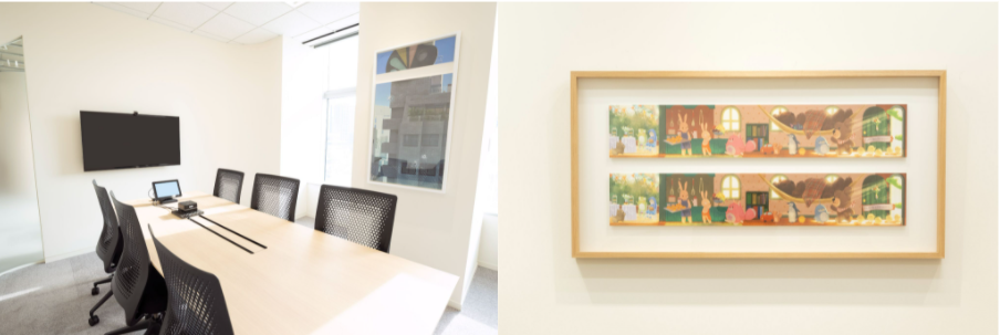 左右：社内クリエイターが制作したアート