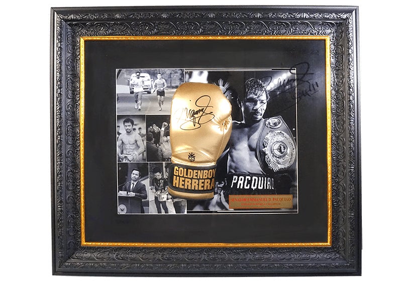 マニー・パッキャオ 直筆サイン入りフィギュア 認定証&写真付 Pacquiao パッキャオ”金”の直筆サイン入りグローブ(「鑑定証明システム