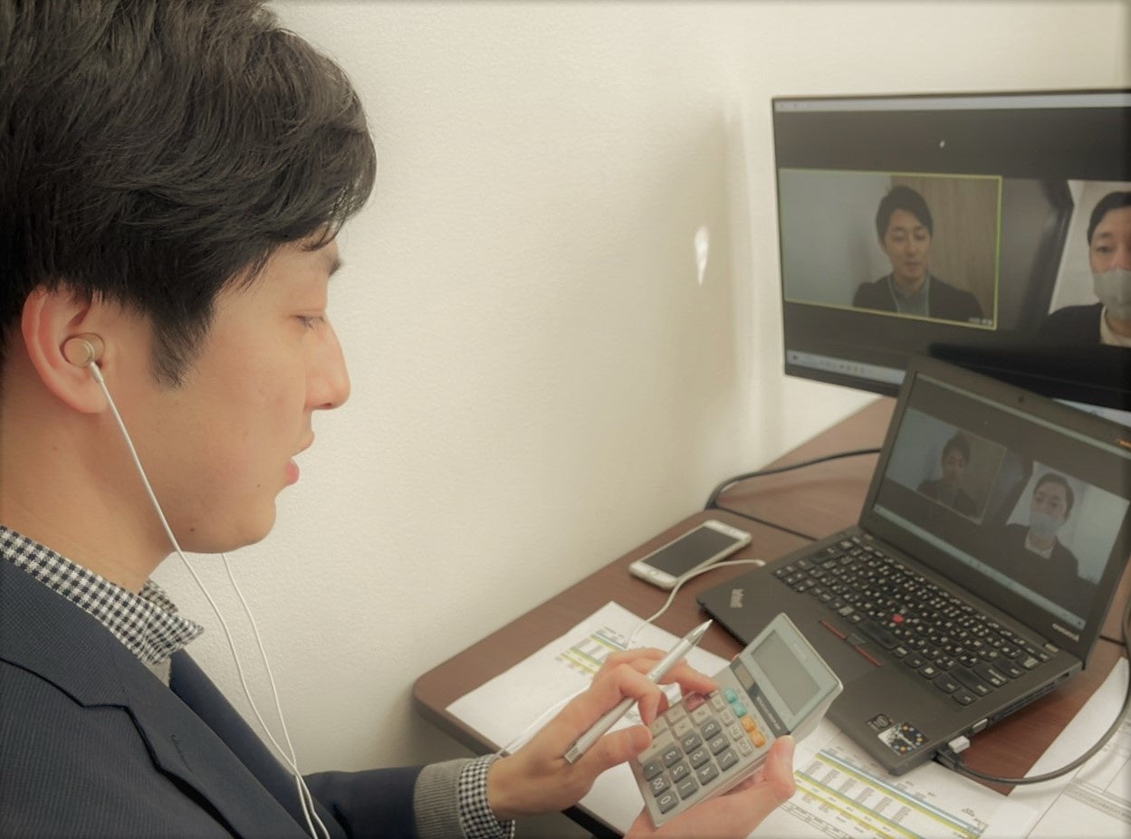 相談風景のイメージ（オンラインMTG）