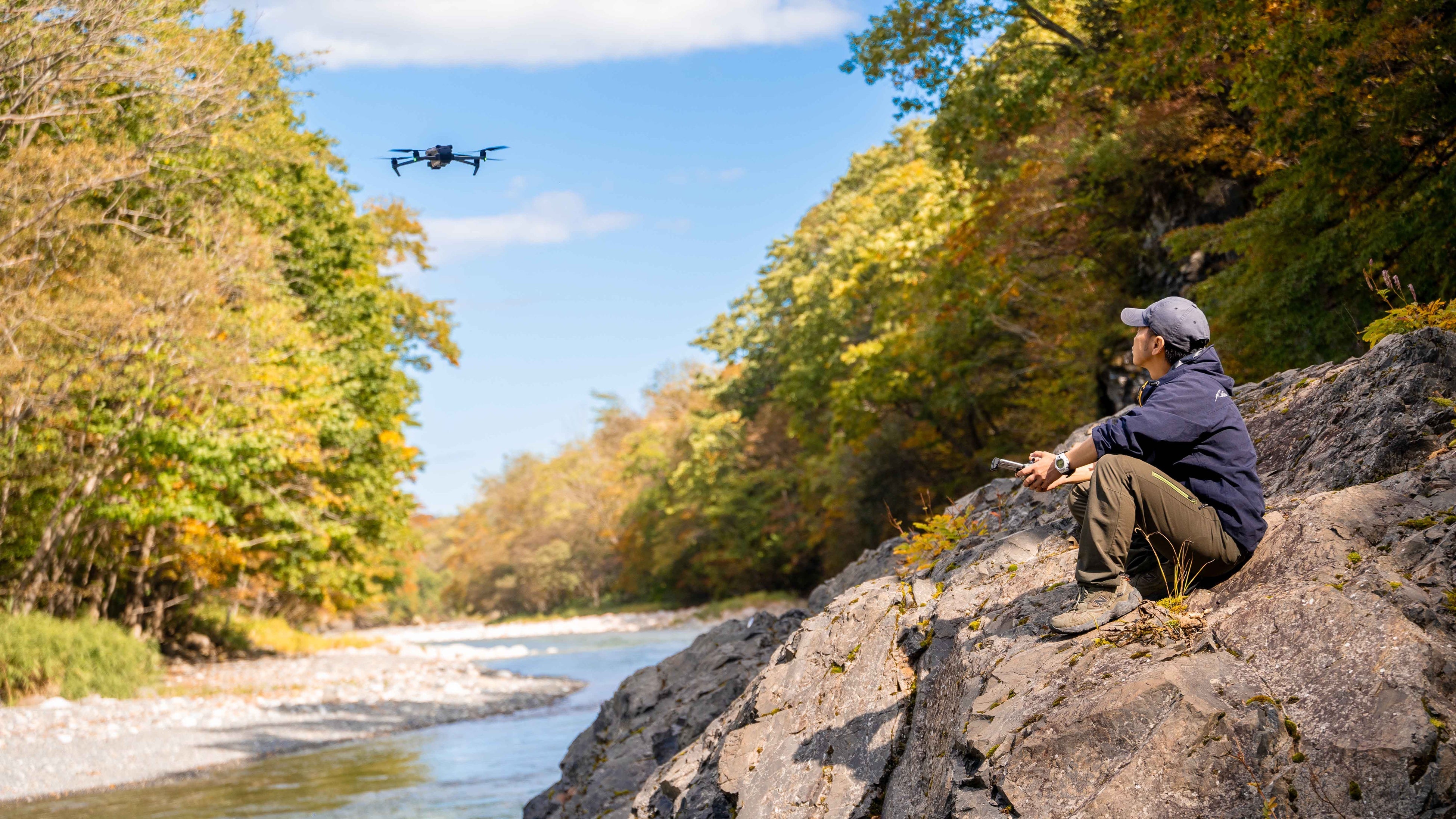 施設内でのドローン体験