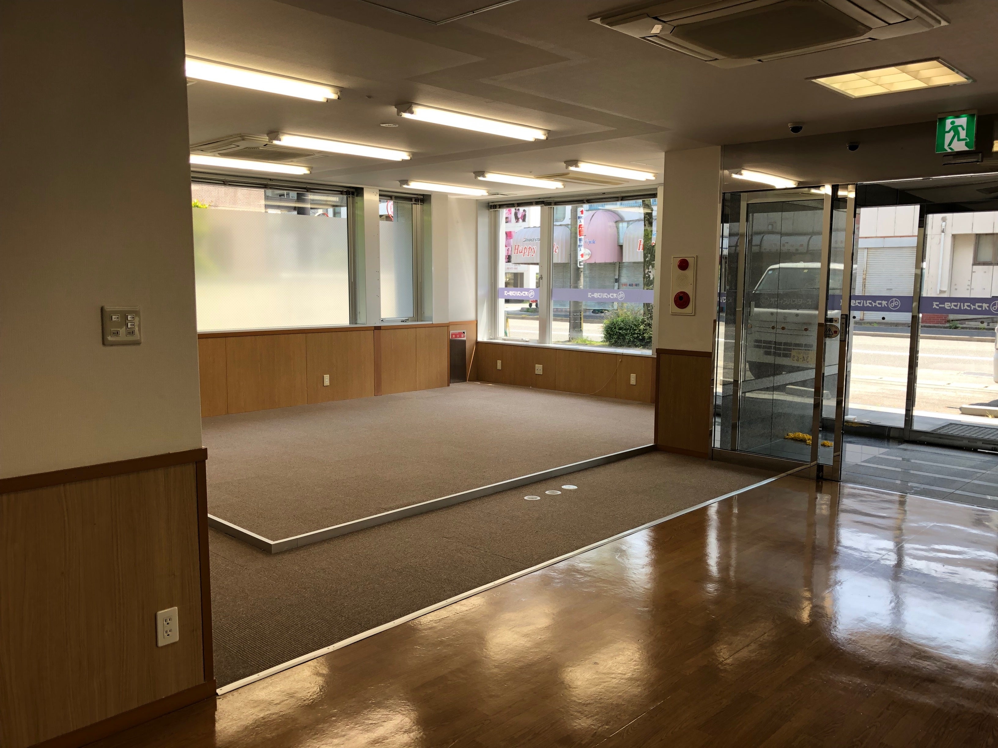 店舗1階　販売ゾーン