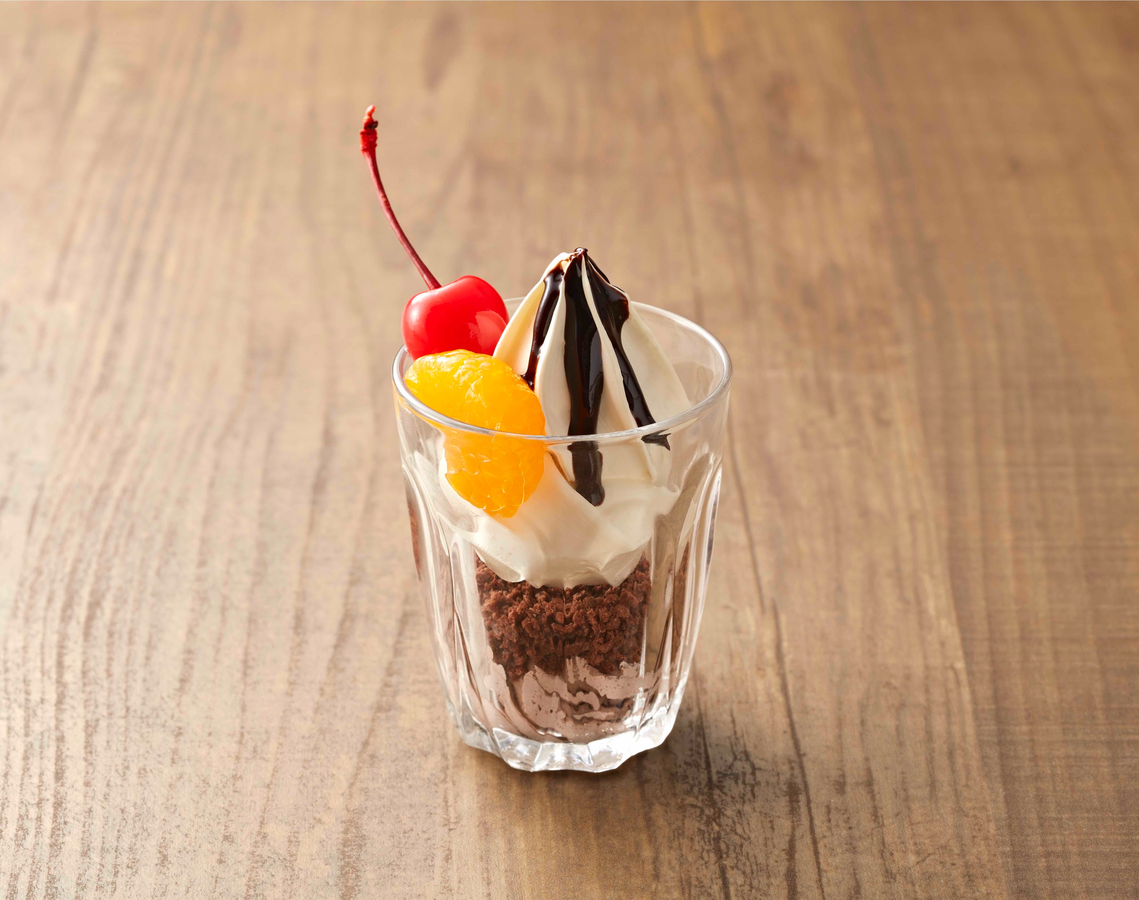 ミニチョコサンデー(単品価格¥320 税込￥352)