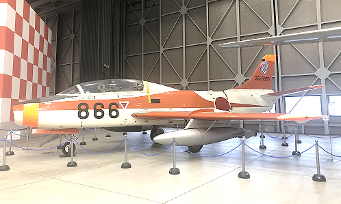 [富士T-1初鷹866号機]