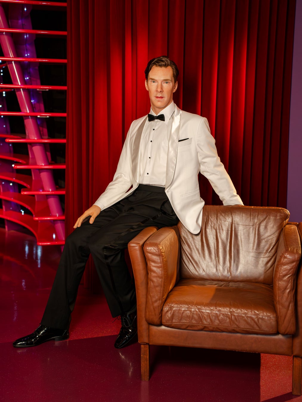 英国俳優「ベネディクト・カンバーバッチ」等身大フィギュア 衣装やヘアスタイルを一新して、アカデミー賞授賞式の姿にリスタイリング マーリン