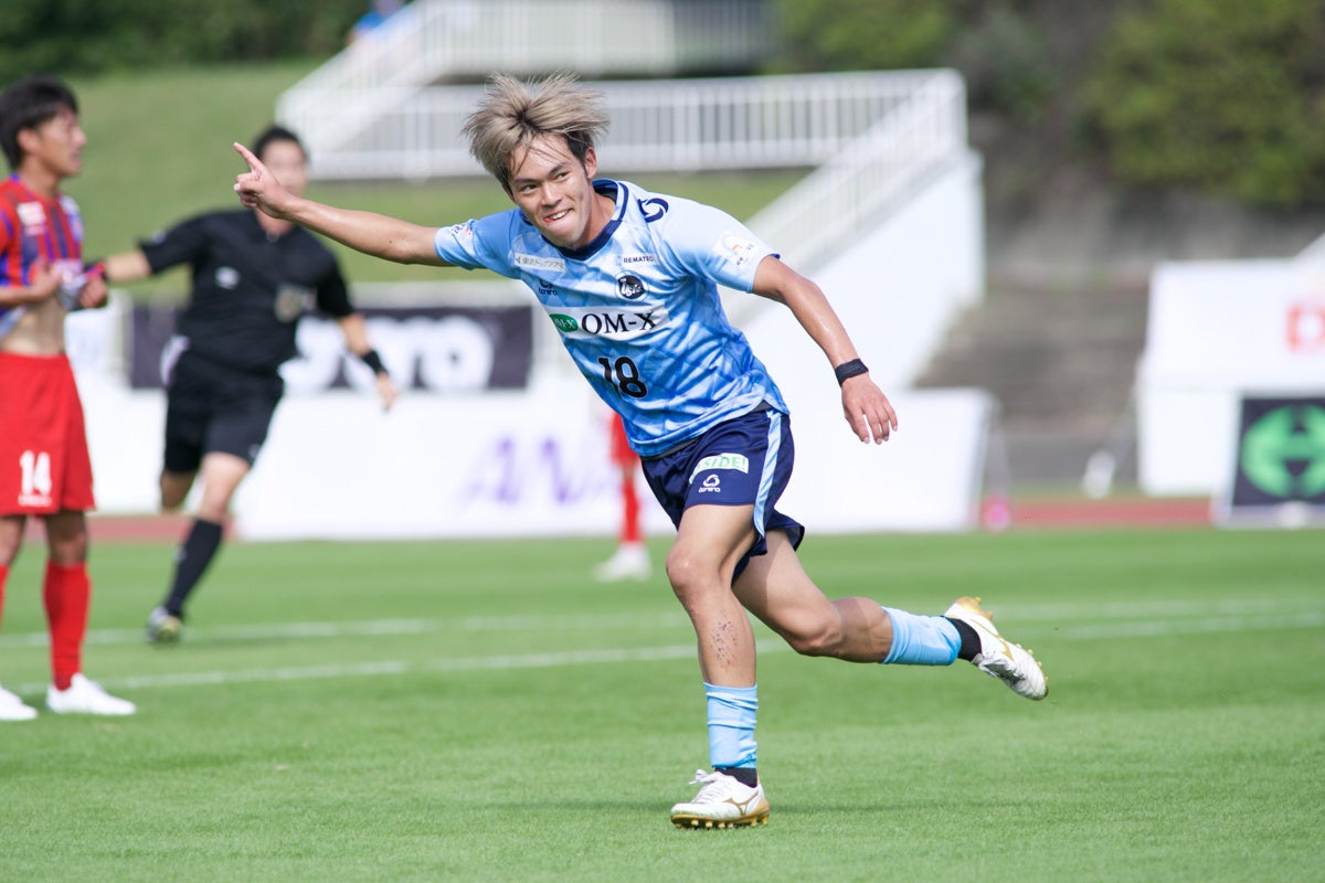 追加点を決めたFW久保