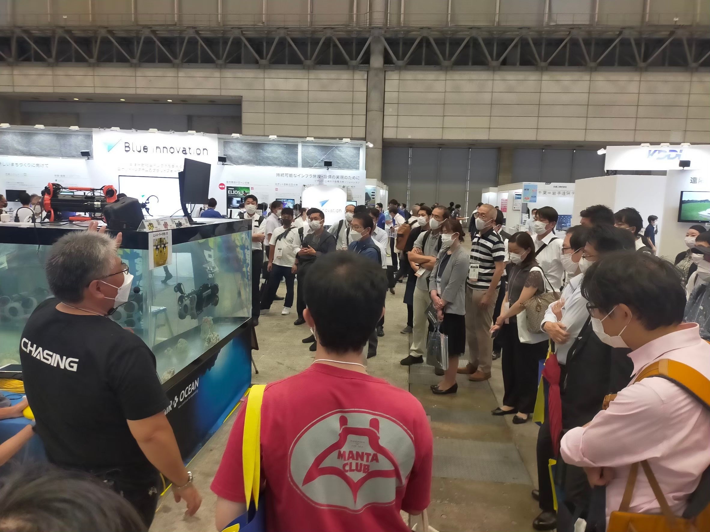 水中ドローンデモの様子（JapanDrone2022)）