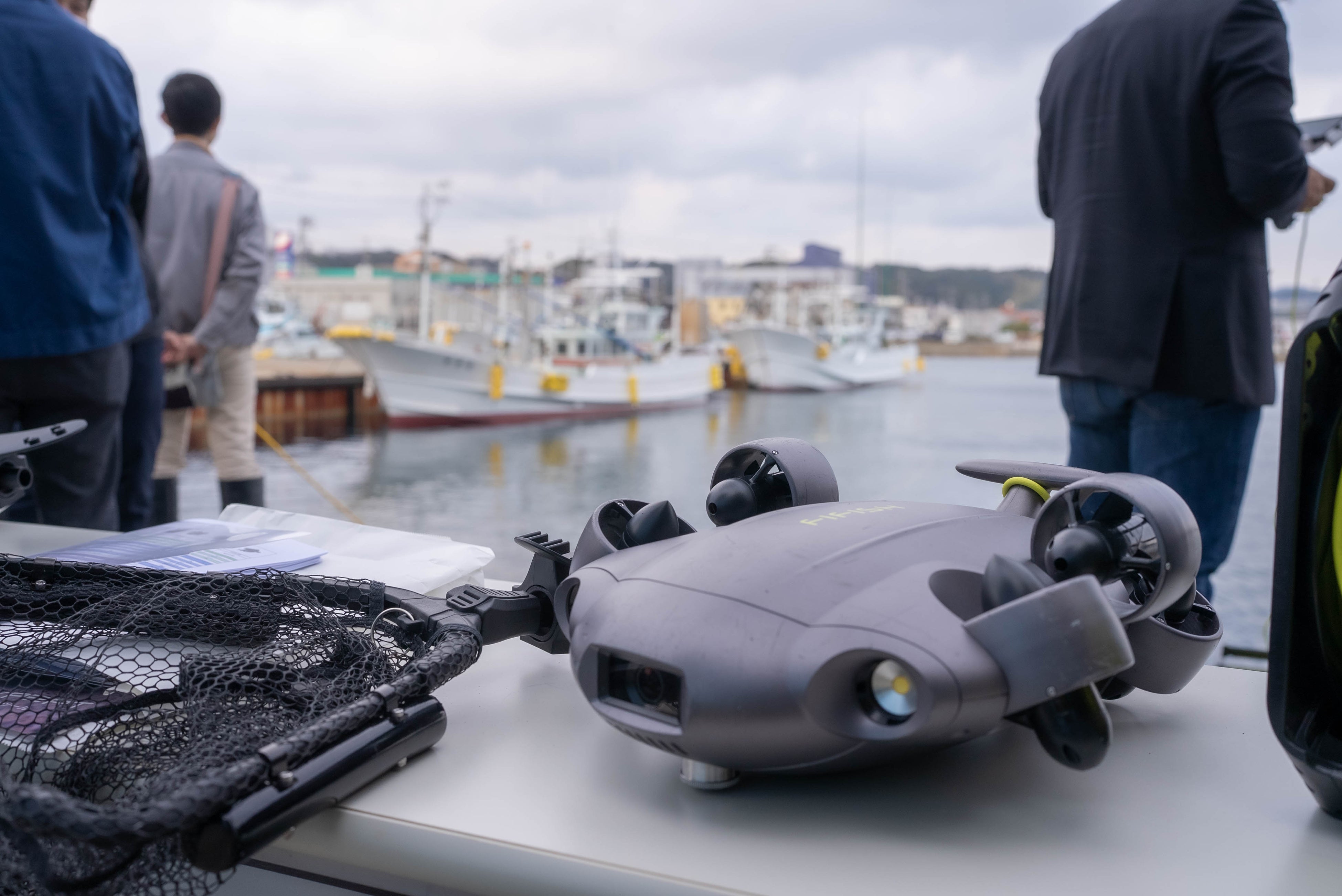 FIFISH V6 EXPERT(株式会社セキド)