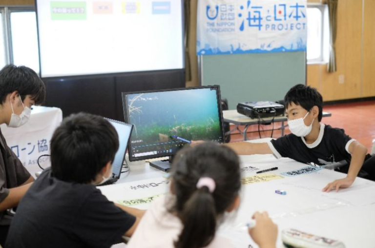 水中ドローンで知る「私たちの海」2022の様子(青森開催)