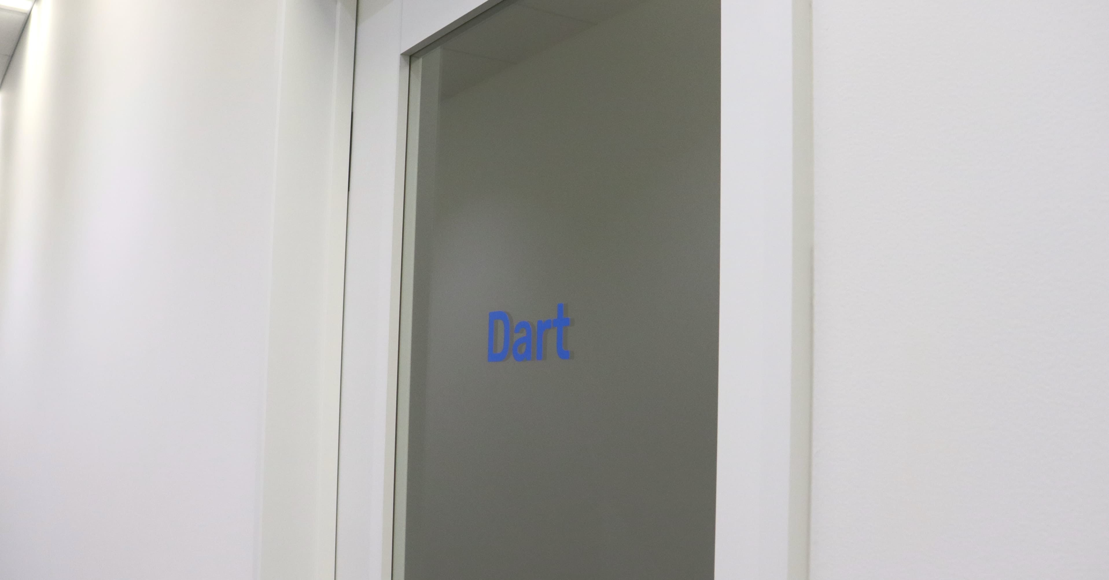 会議室の名前はすべてプログラミング言語の名前がつけられています