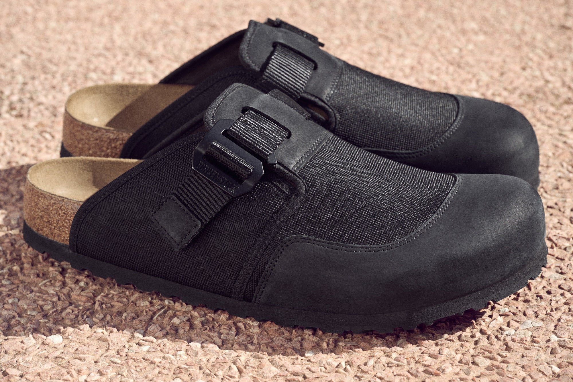 London Nova / ロンドン ノバ　テキスタイル - ブラック BIRKENSTOCKの最新作、サンダルにはない機能性と革新性を体現