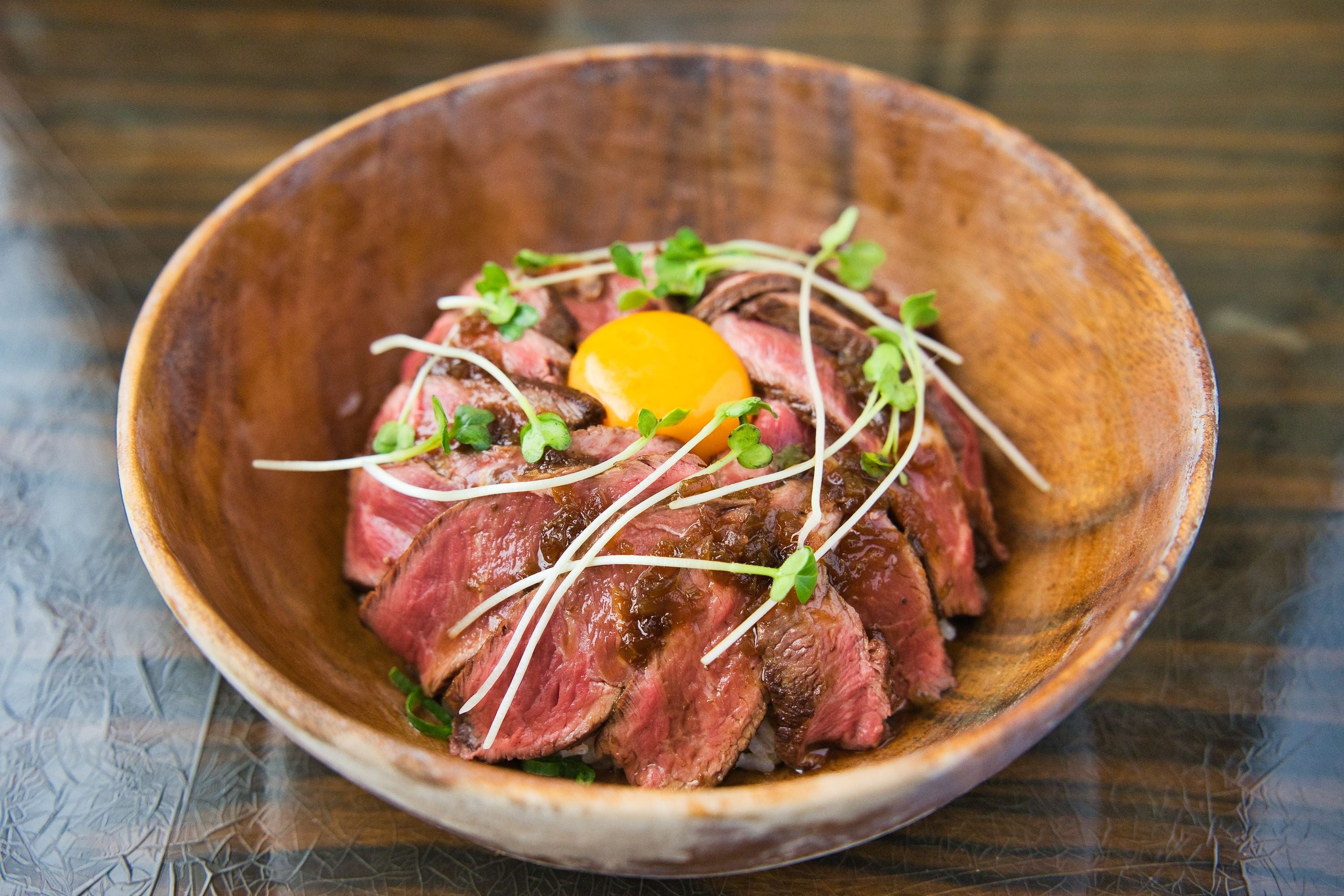 ローストビーフ丼 1,280円