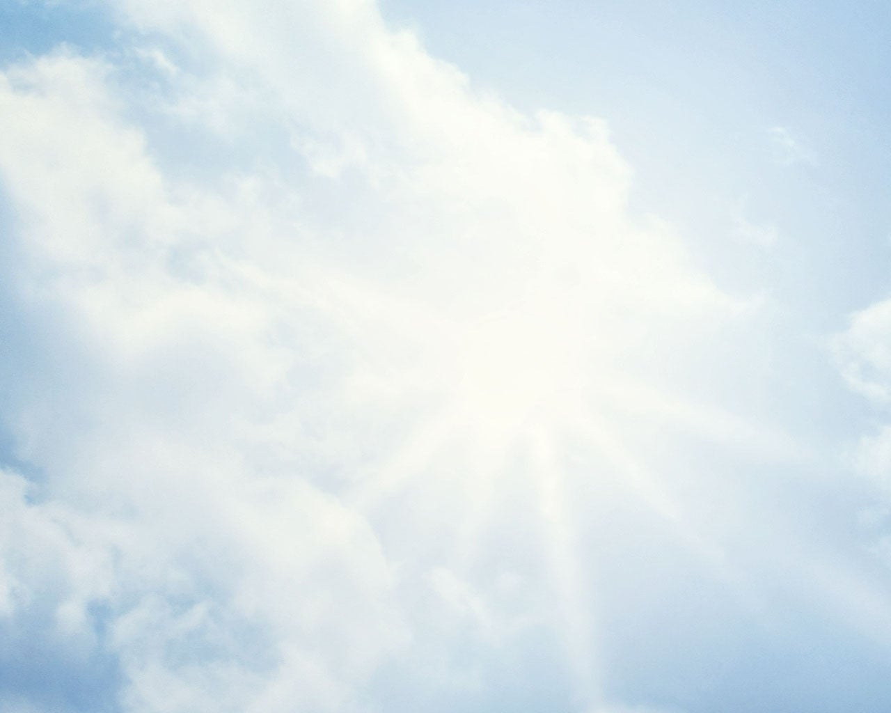 続く猛暑日と子育てに気持ちも熱中症…