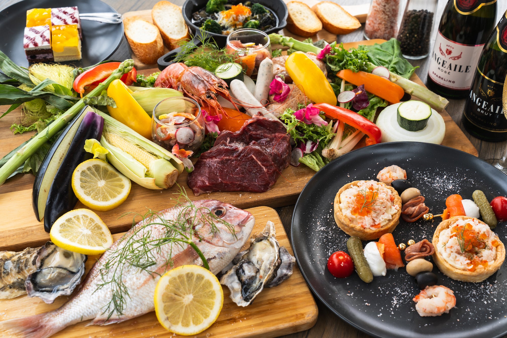 スタンダードMEAT＆SEAFOOD BBQコース