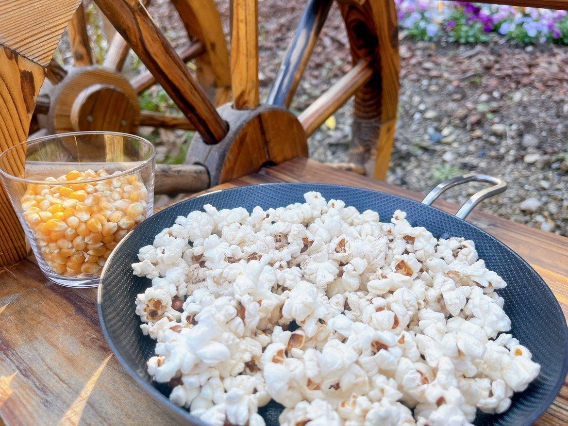 弾けるポップコーン！