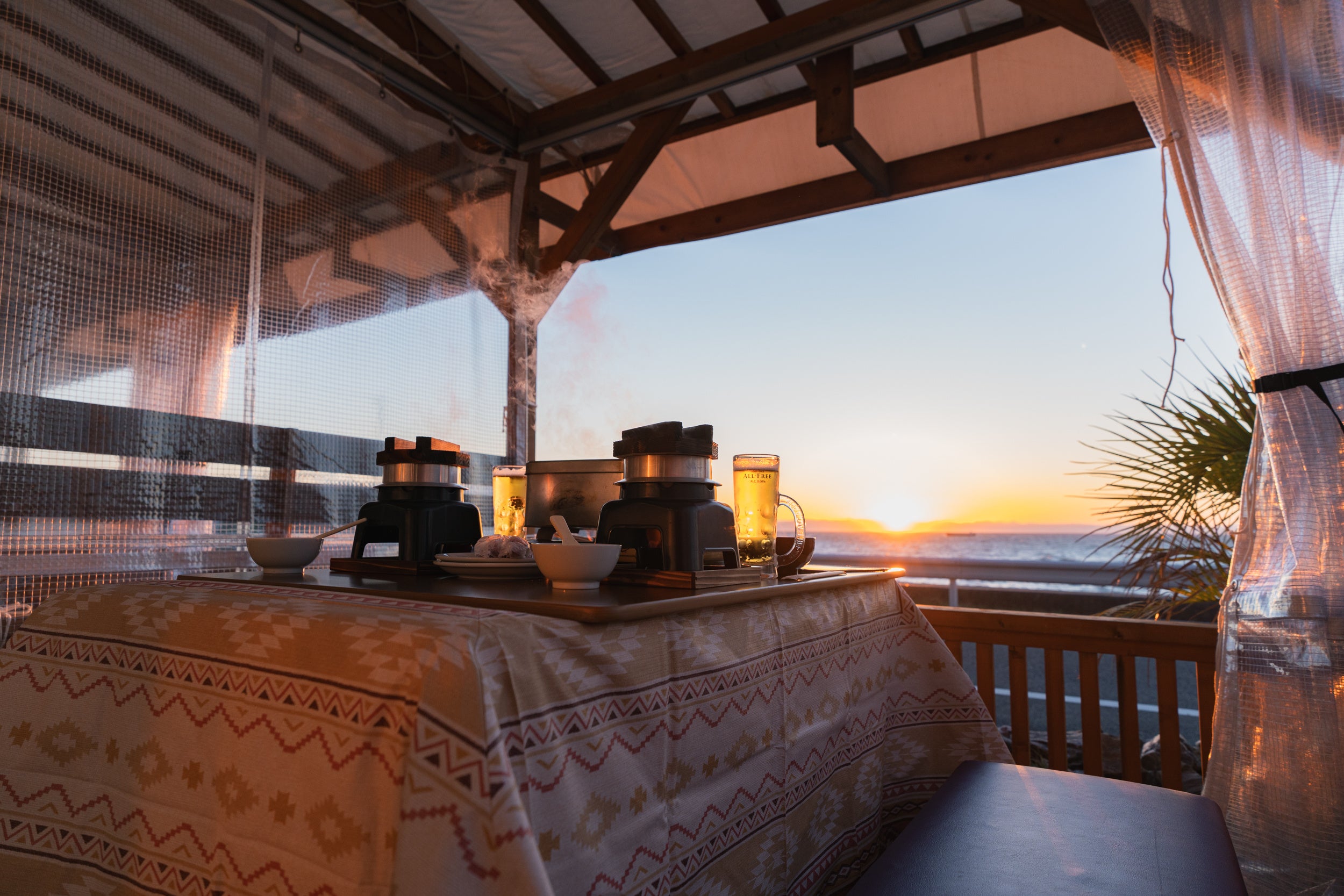 １F テラスこたつ席