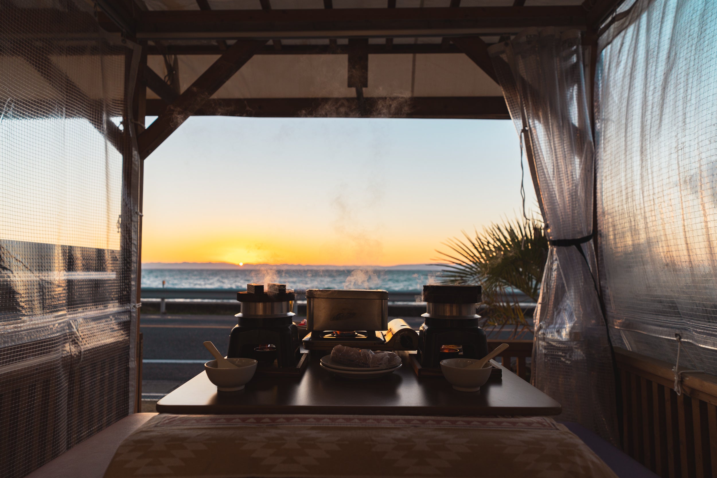 １F テラスこたつ席