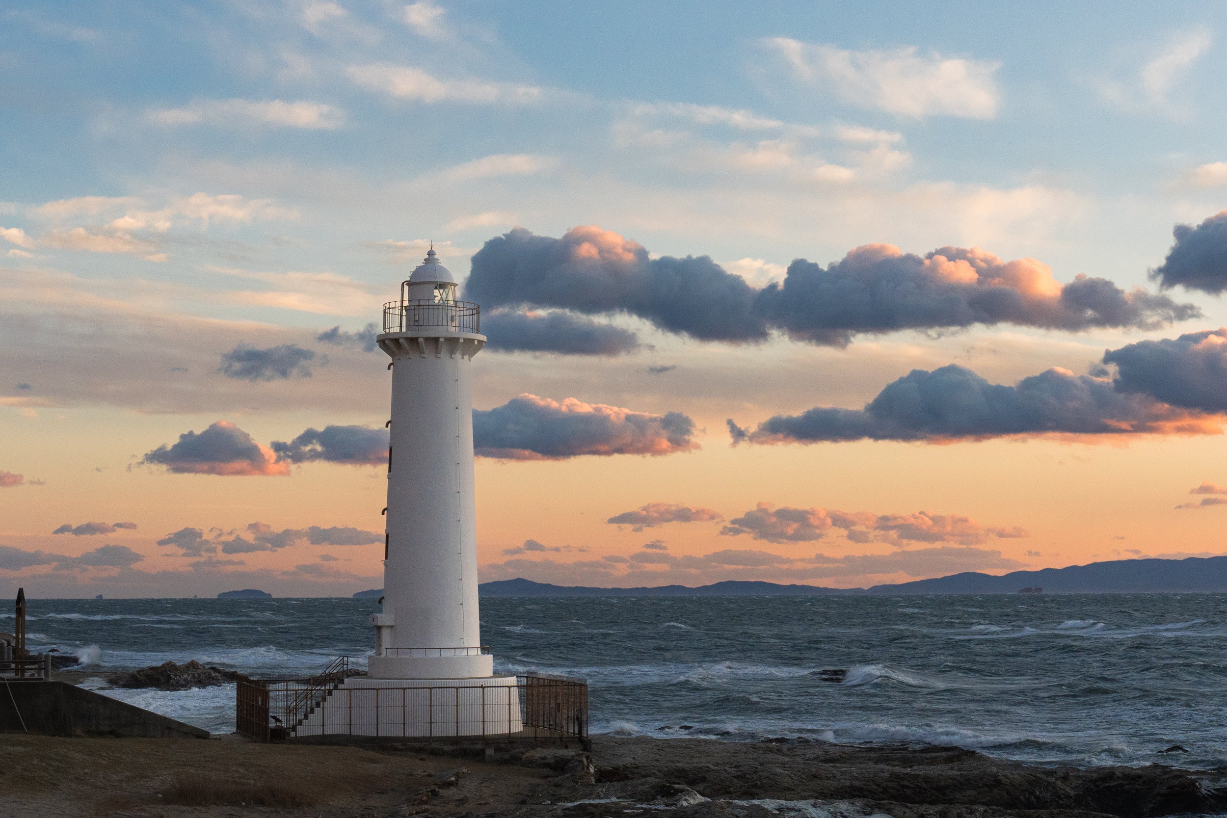 美浜町のシンボルである恋人の聖地『野間埼灯台』