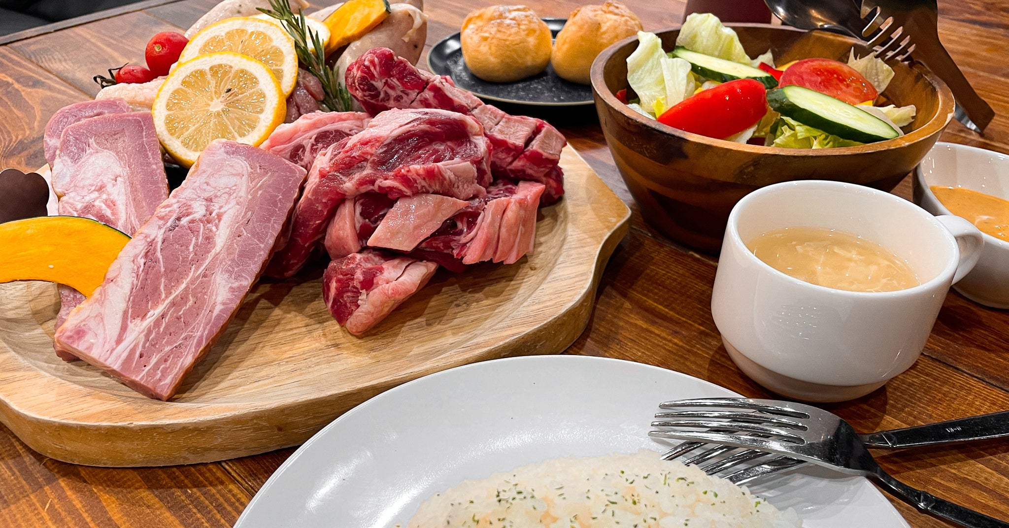 お肉は4人前です♪お一人様2,000円♪