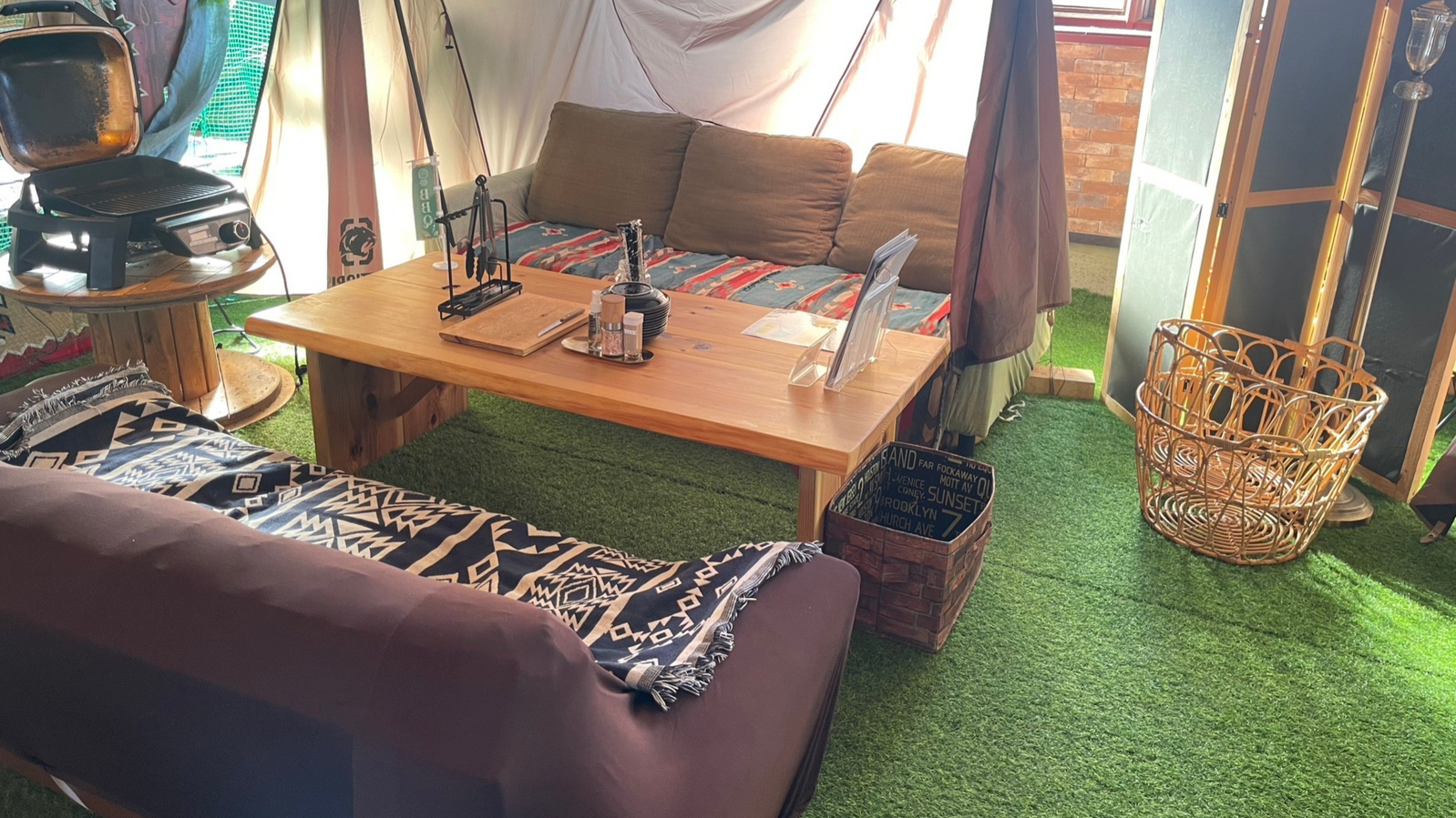 半個室になっており、ゆっくりとお食事が可能です