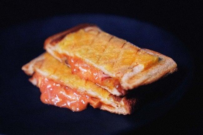 全粒粉のグラタンホットサンド