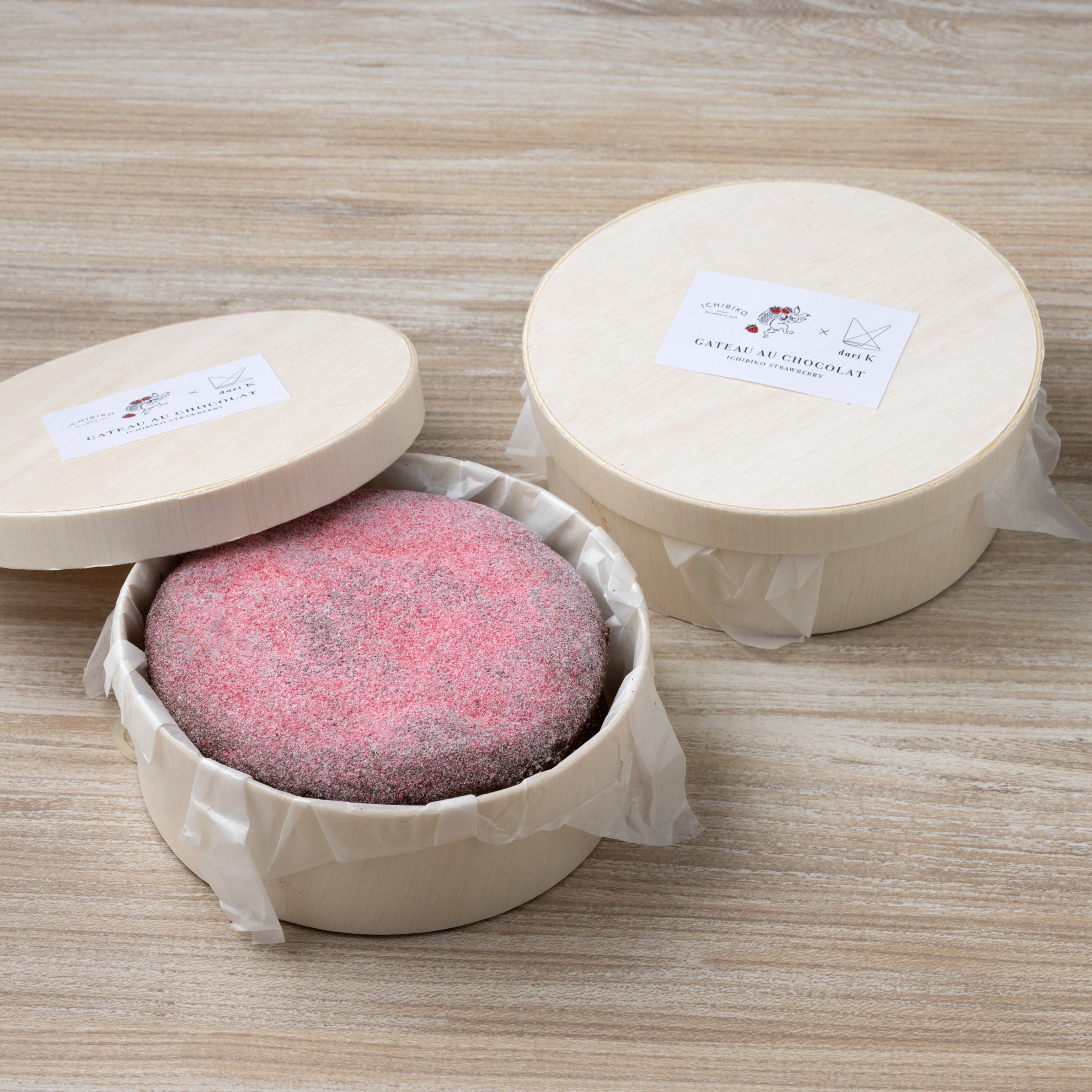 『DariK』コラボ商品 ICHIBIKO×DariK ガトーショコラ　ICHIBIKO Strawberry