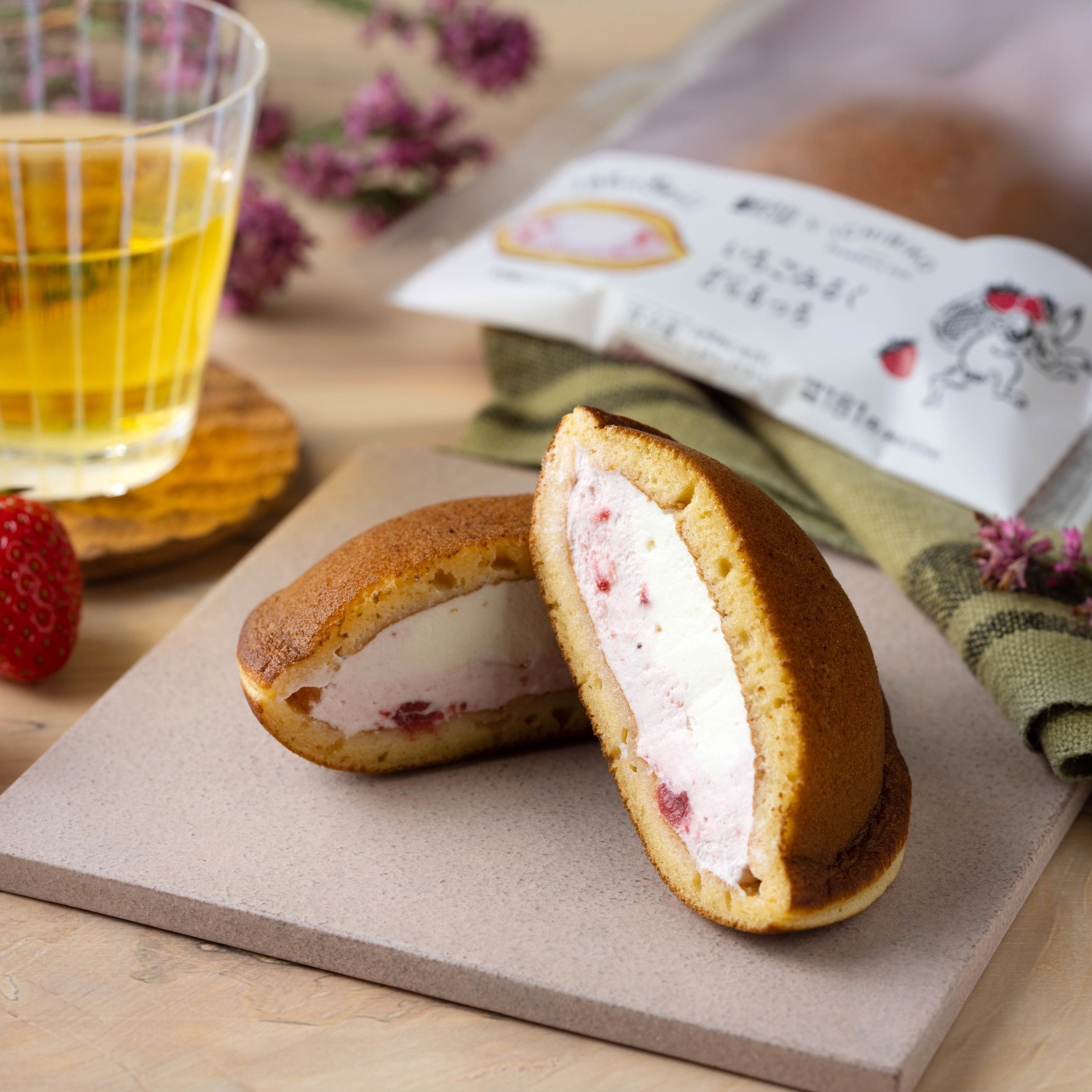 Uchi Café×ICHIBIKO　いちごみるくどらもっち