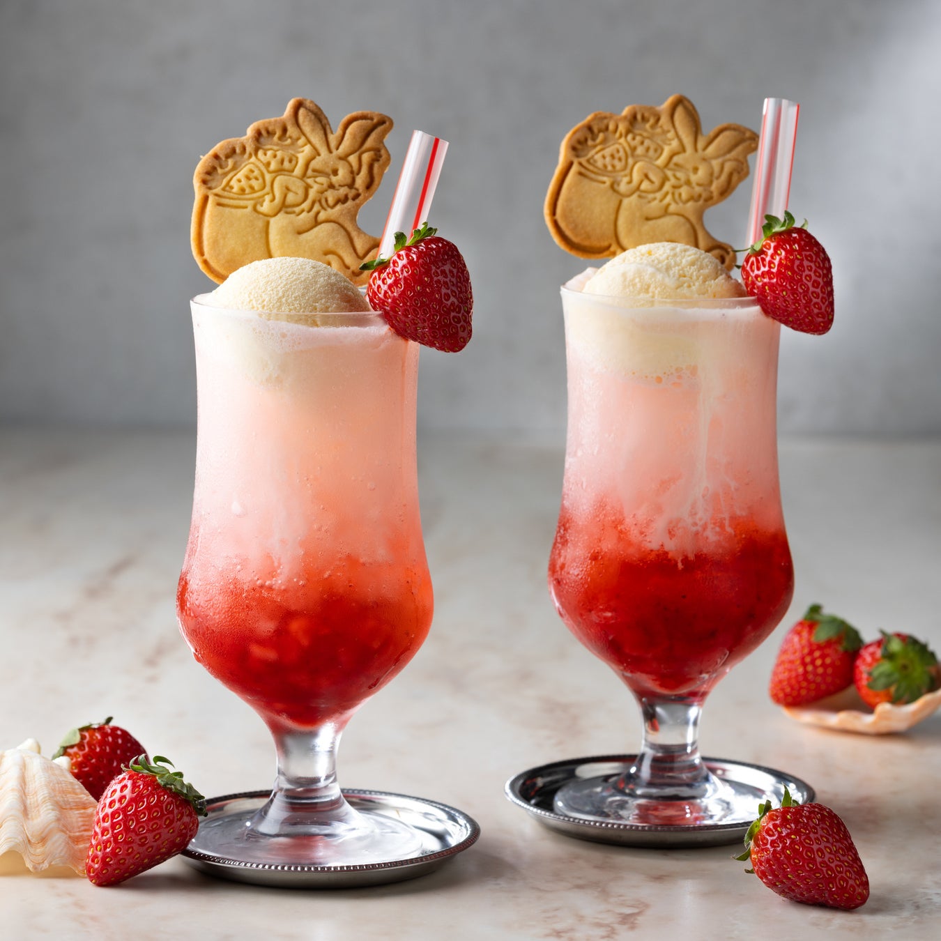 いちごのクリームソーダ(イートイン)