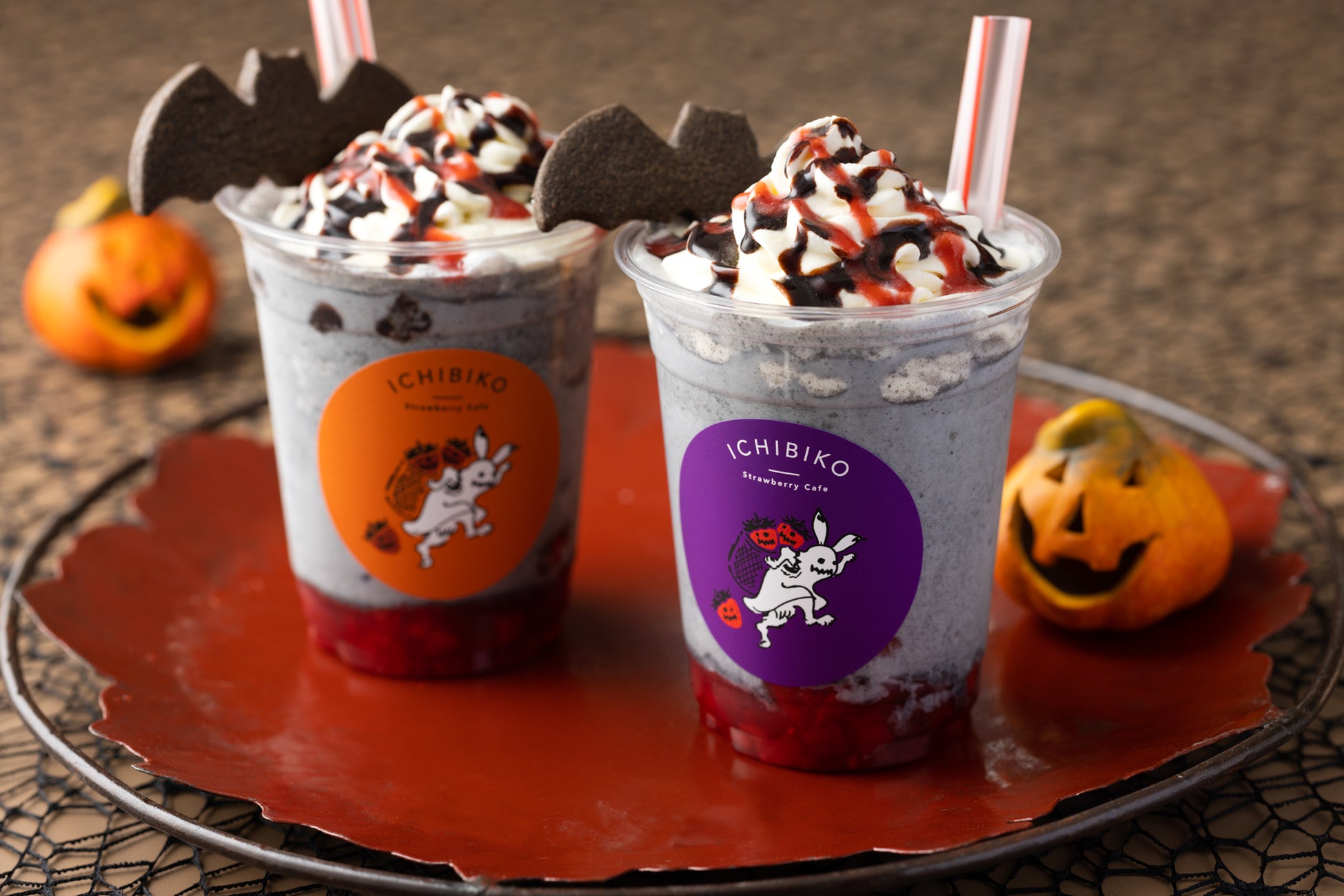 Ichibikoハロウィン ハロウィンの夜闇 にみたてた限定スムージーや おばけシューティラミス タルトなど 期間限定スイーツ新発売 いちご スイーツ専門店 いちびこ Ichibiko 株式会社いいねのプレスリリース Ichibikoハロウィン ハロウィンの夜闇 にみたてた限定スムージーや おばけシューティラミス タルトなど 期間限定スイーツ新発売 いちご スイーツ専門店 いちびこ Ichibiko 株式会社いいねのプレスリリース