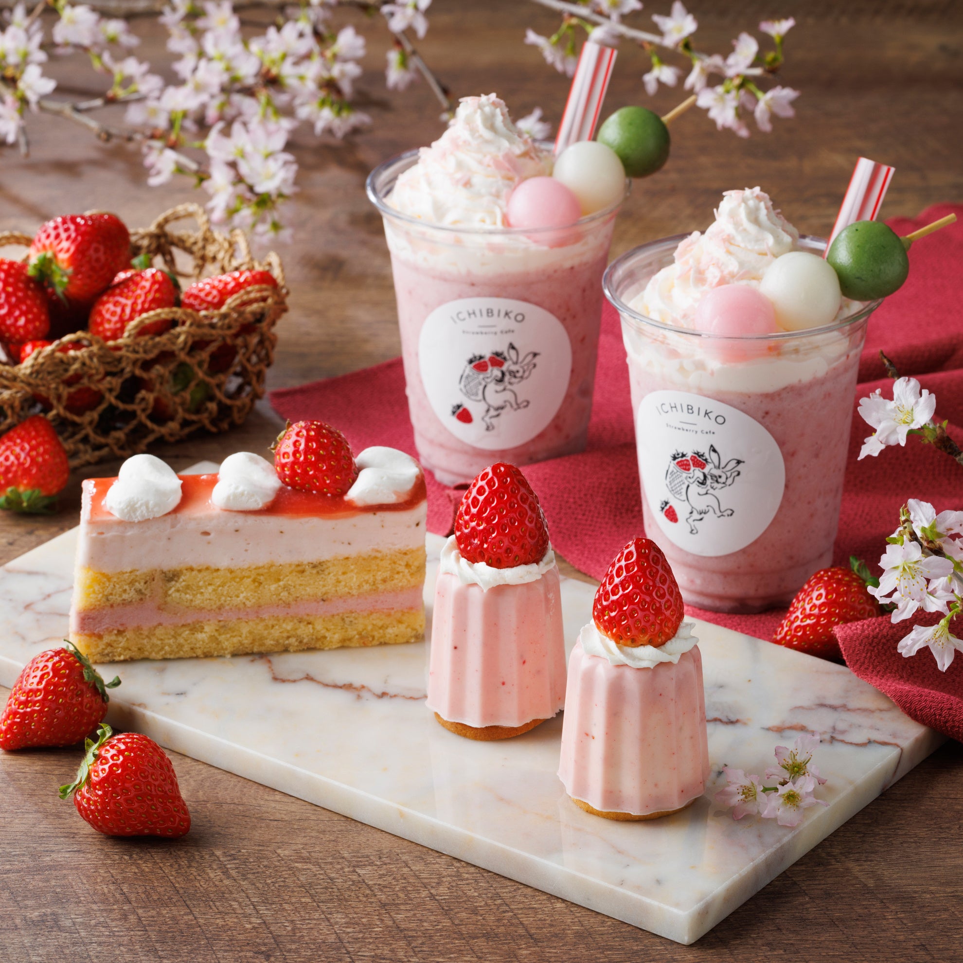 春限定さくら×いちごのスイーツ