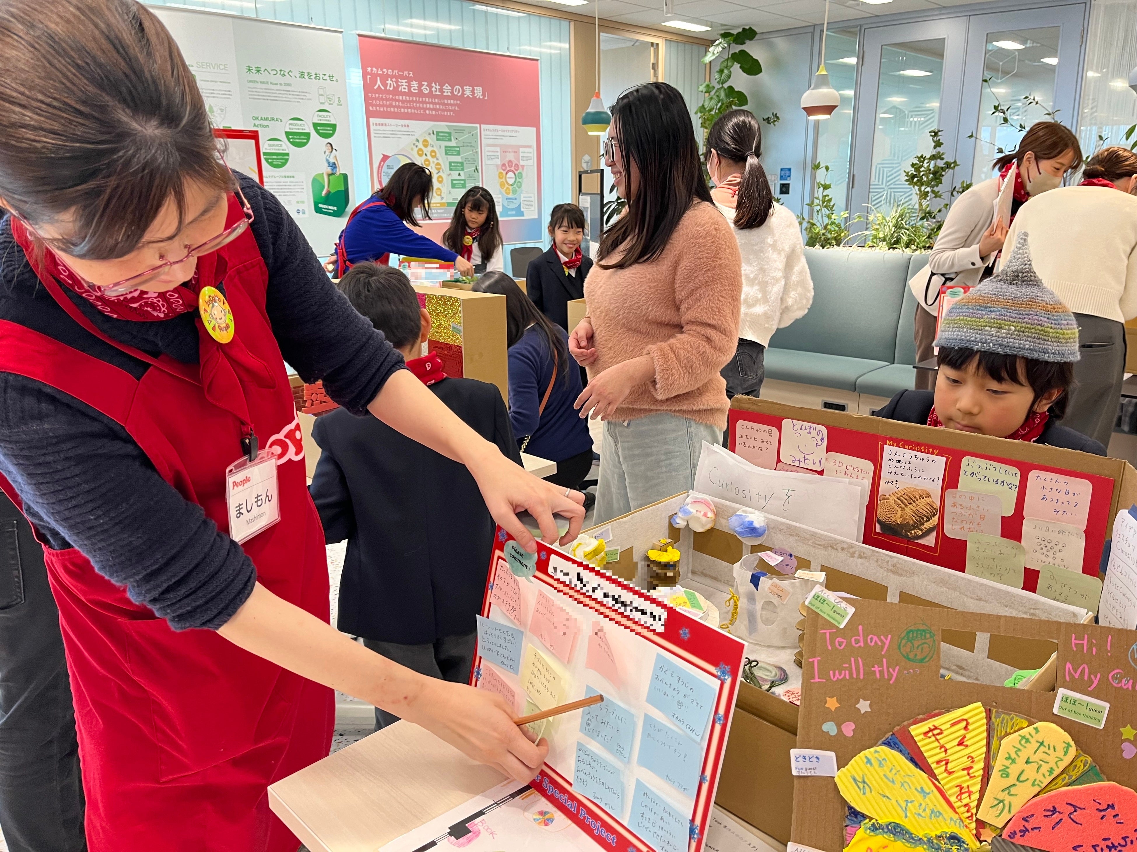 ドキドキ、わくわく、自分のアイデアを話してくれた子どもたち。大人たちからいろいろな視点からのコメントをもらいました。