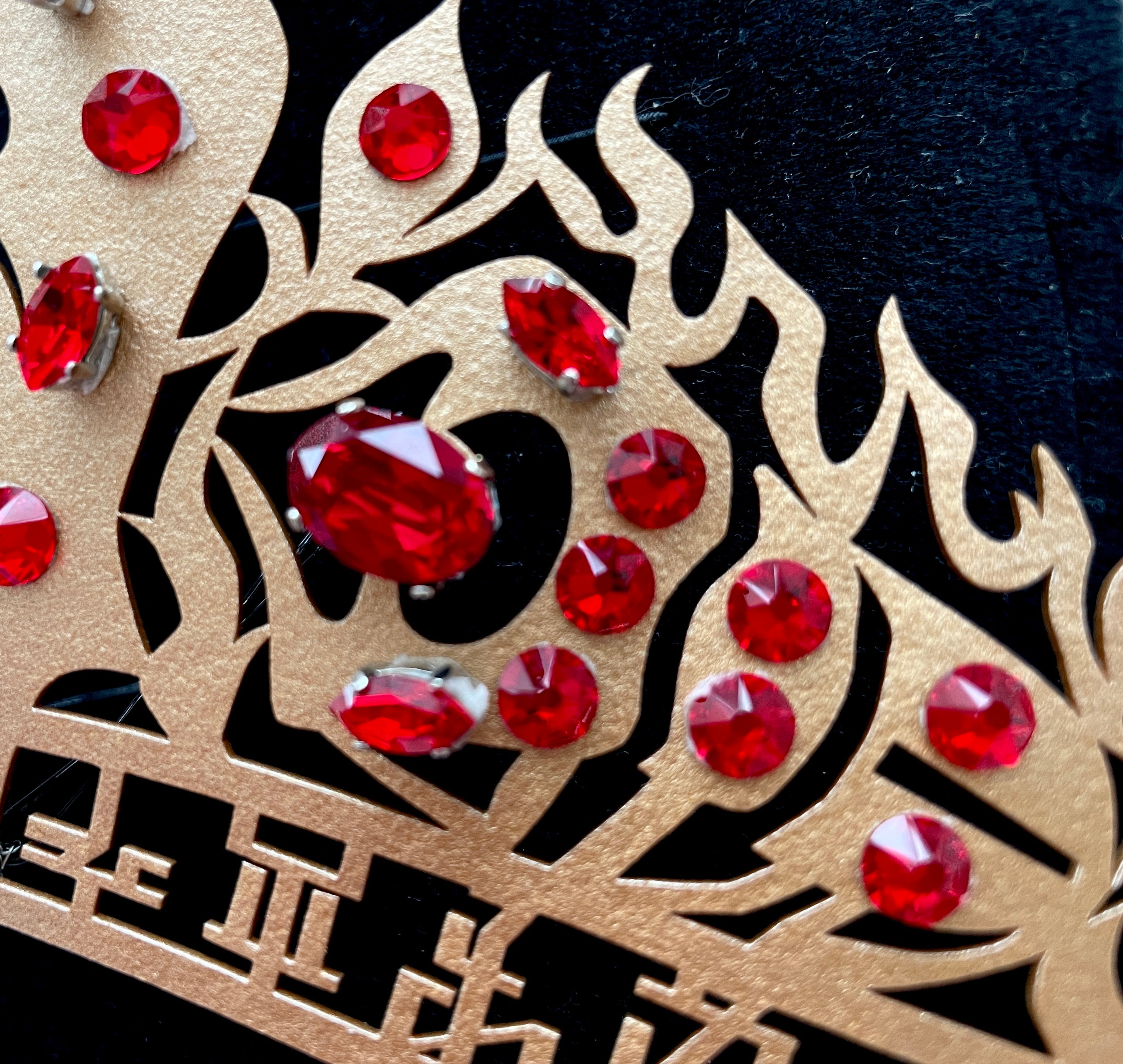 『王様戦隊キングオージャー』クワガタオージャー（レッド）家宝のクワガタの王冠