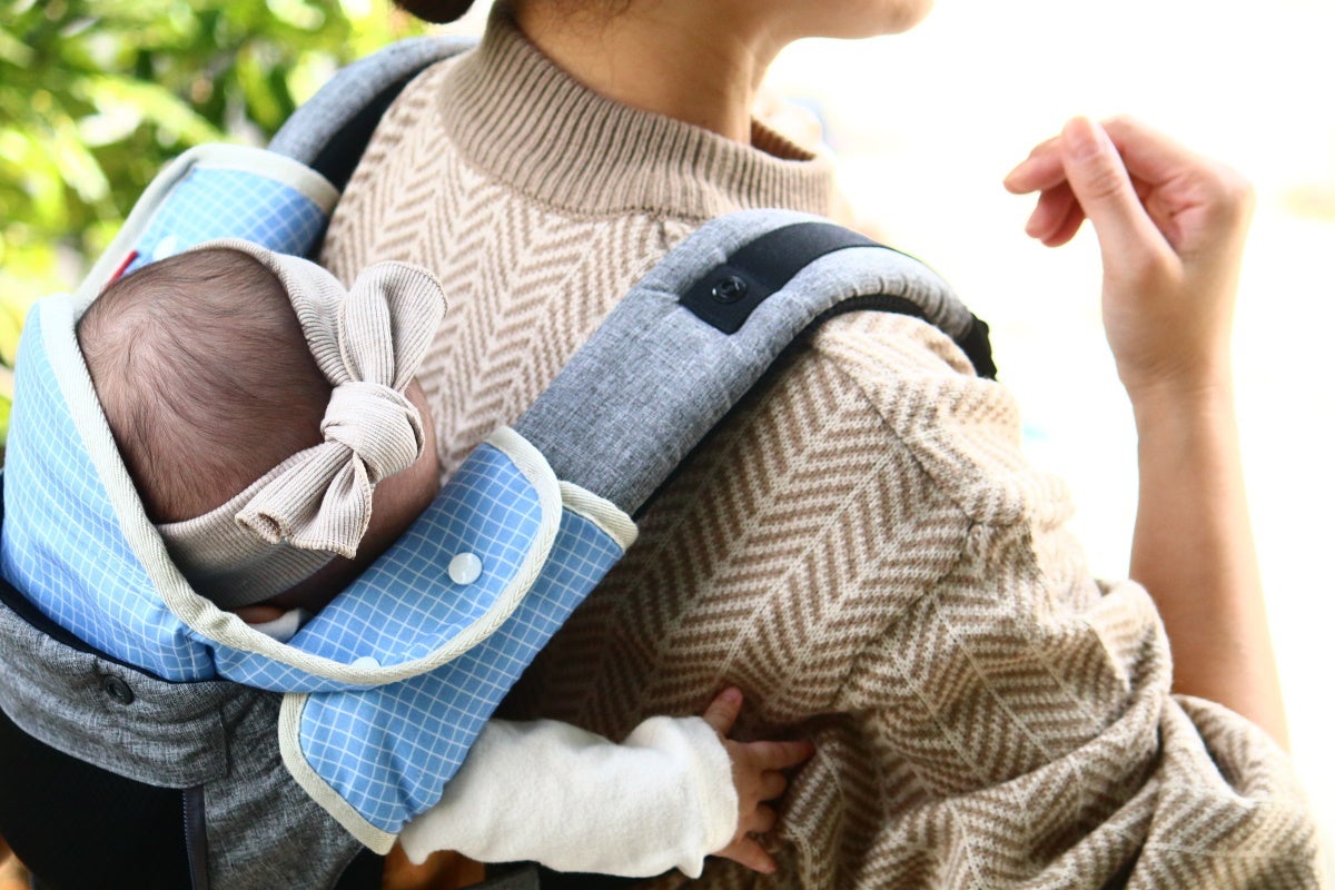 おんぶでももちろん対応。ラウンドピローでぐっすり