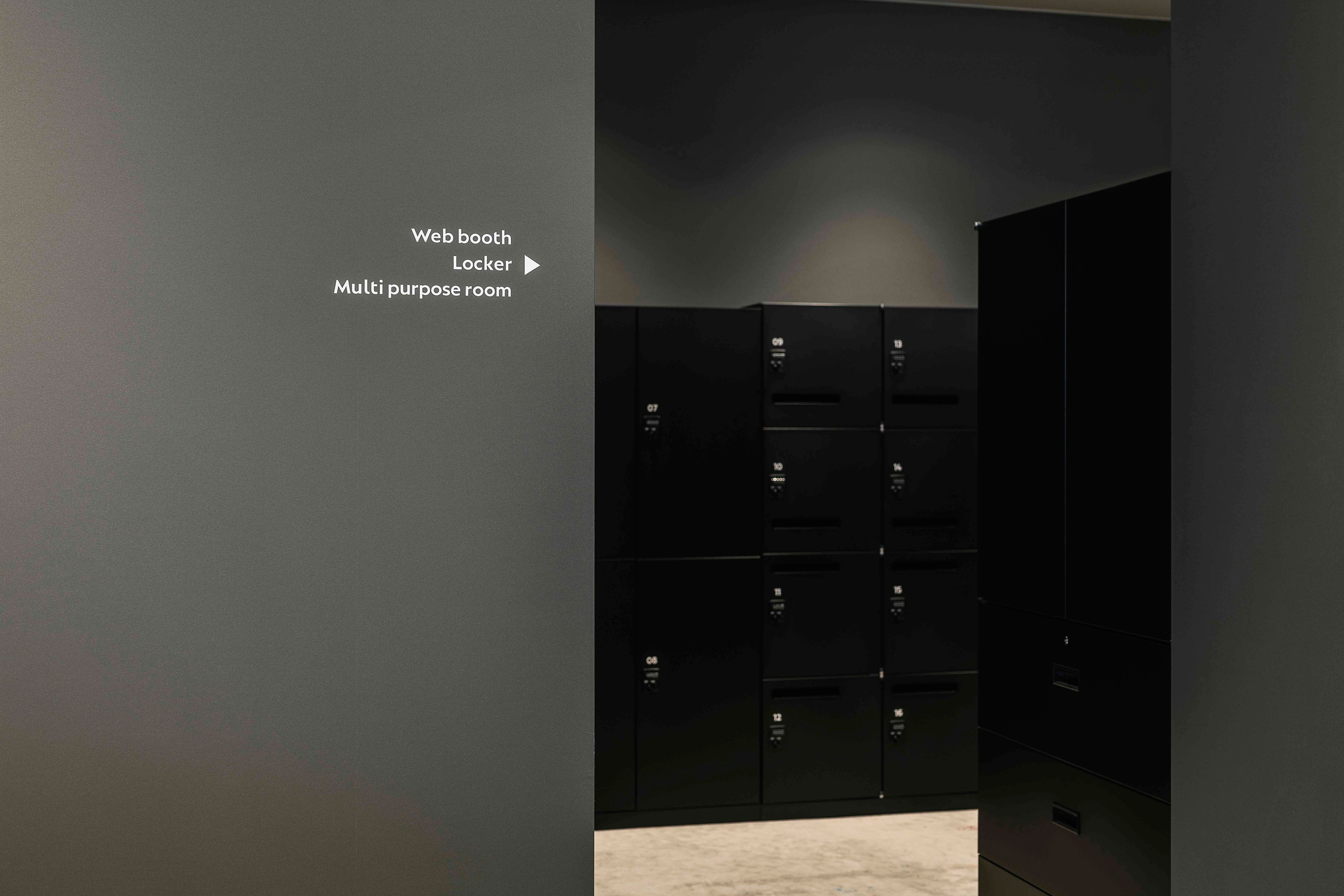 オプション：ロッカー