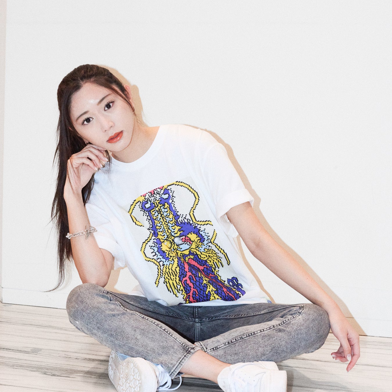 KRAD × WOLF‘S HEAD 半袖Tシャツ 各¥17,600(税込)サイズ S・M・L・XL