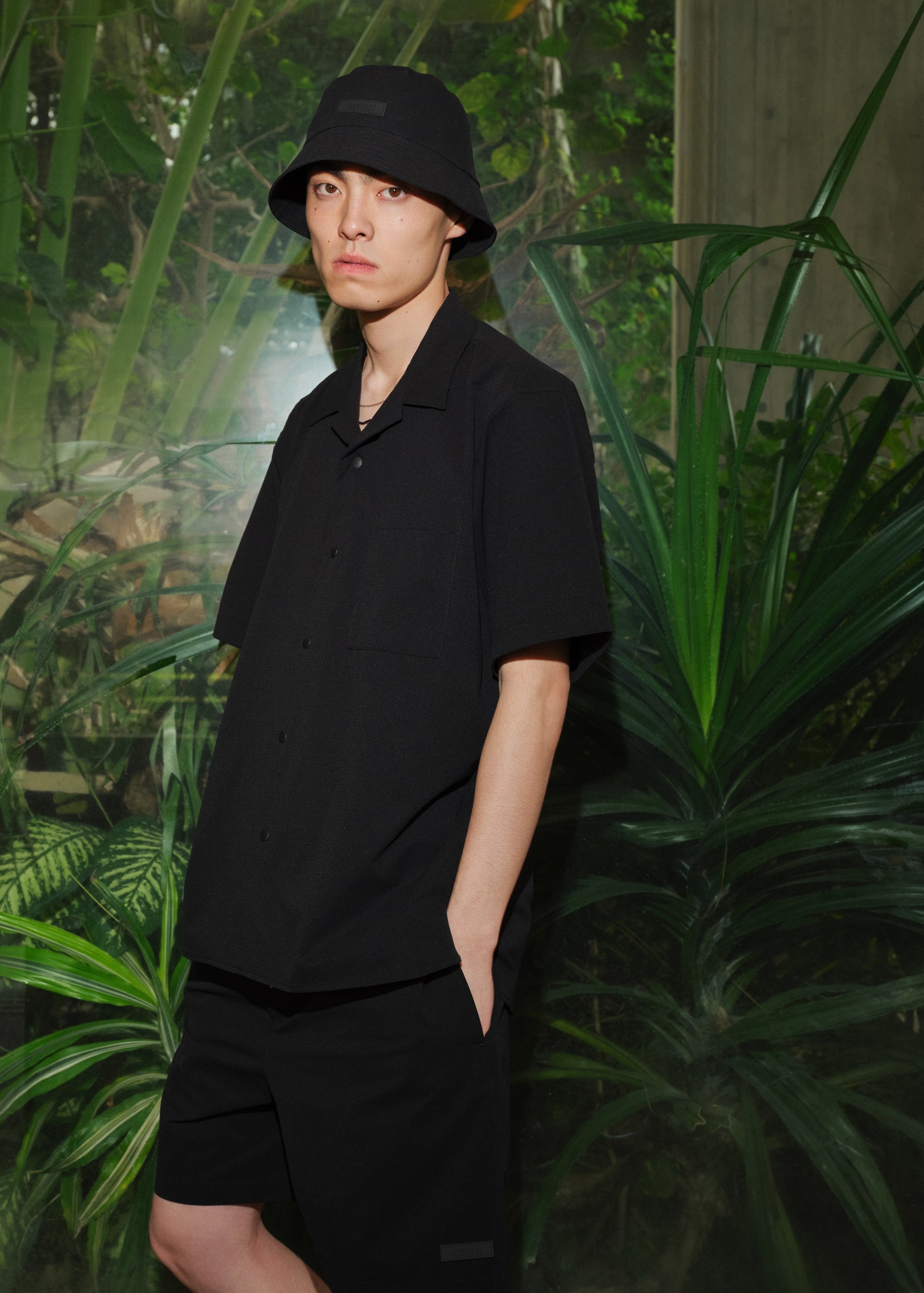 シャツ ¥26,400(税込)