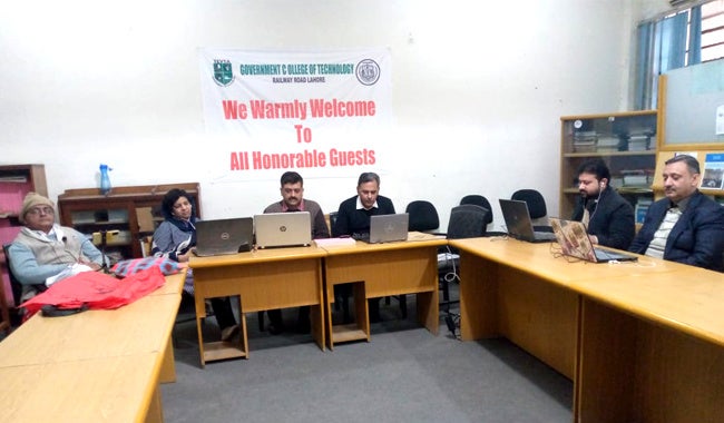 GCT Railway Road校での受講風景