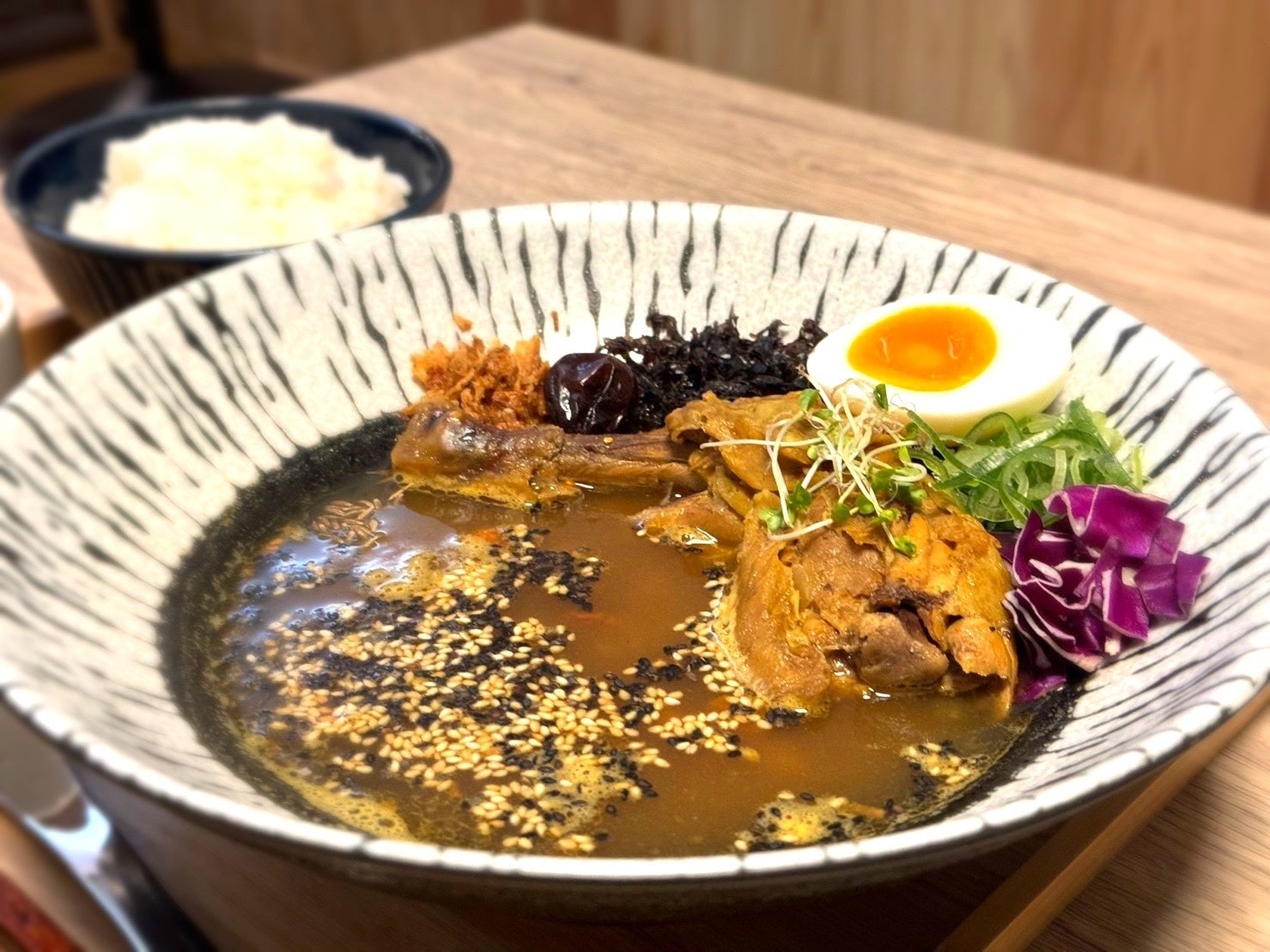 和菓子と日本酒と薬草茶屋のある駄菓子屋さん 和氣和氣（ワケワケ）