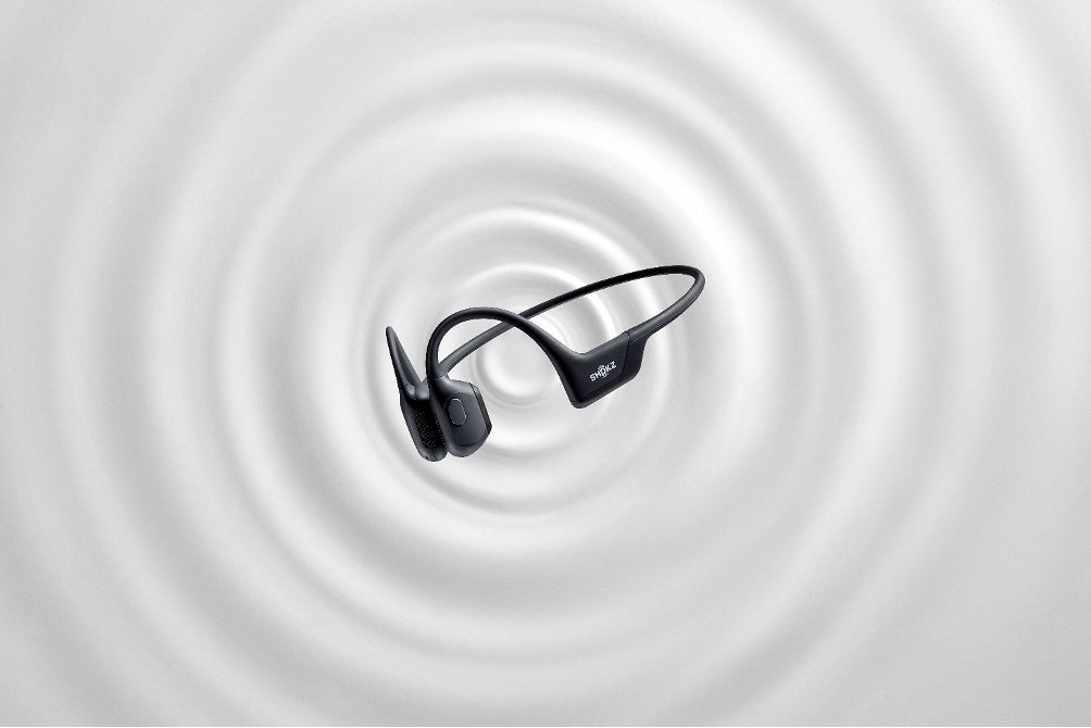 Shokz、低音豊かな次世代骨伝導イヤホン「OpenRun Pro」|Shokzの