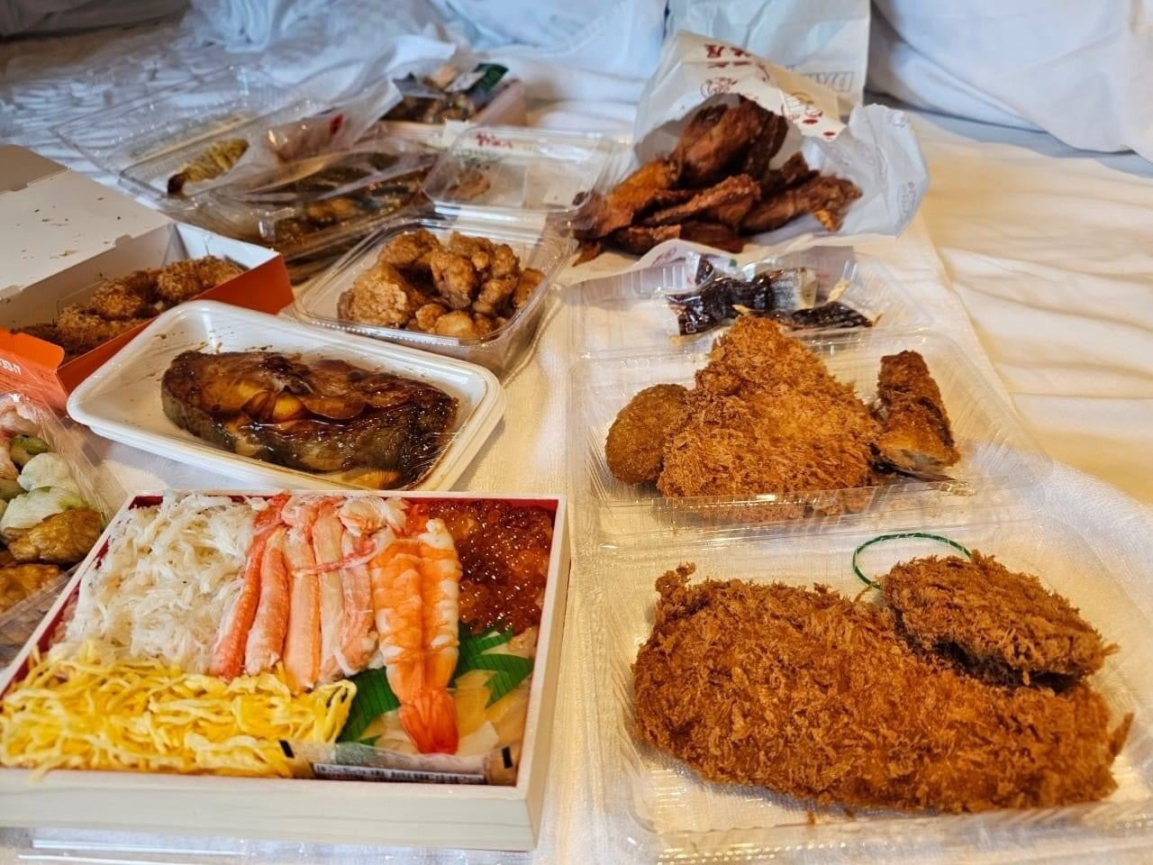 「樂吃購(ラーチーゴー)!日本」のユーザー提供: 友人同士7名での日本旅行で購入したデパ地下食品