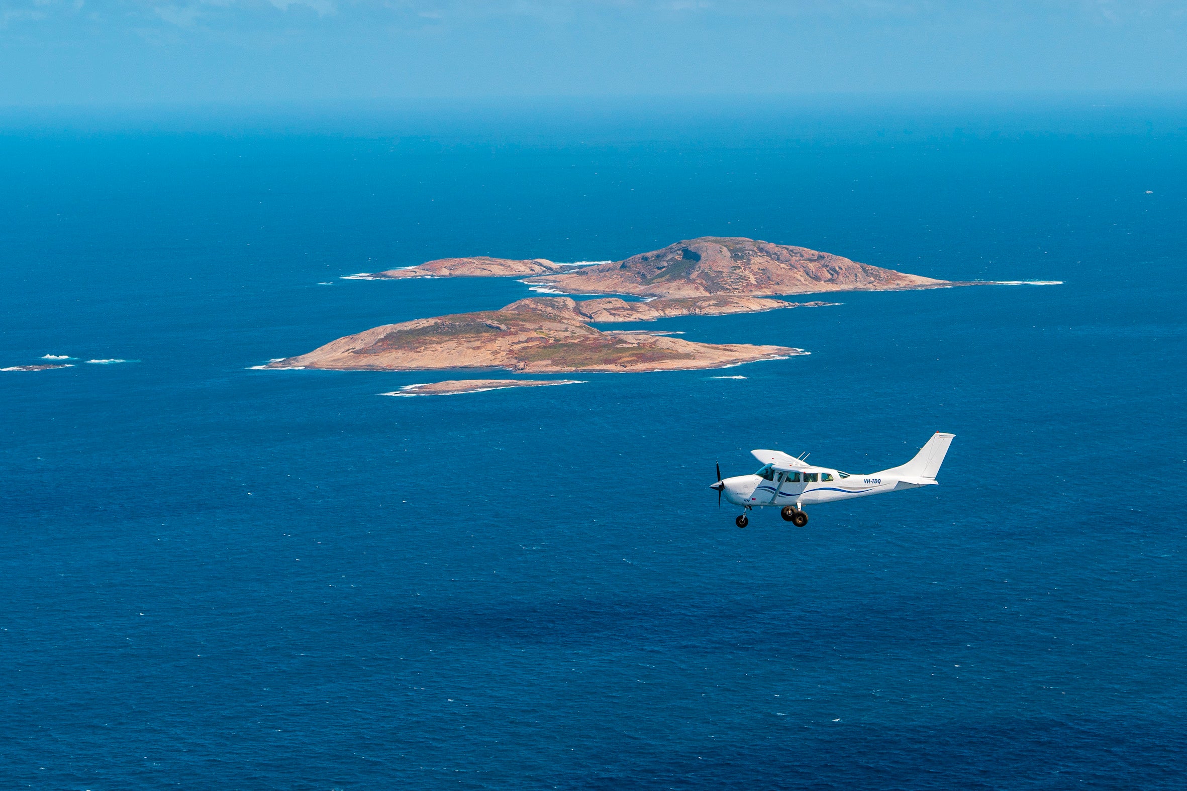ルシェルシェ群島の遊覧飛行