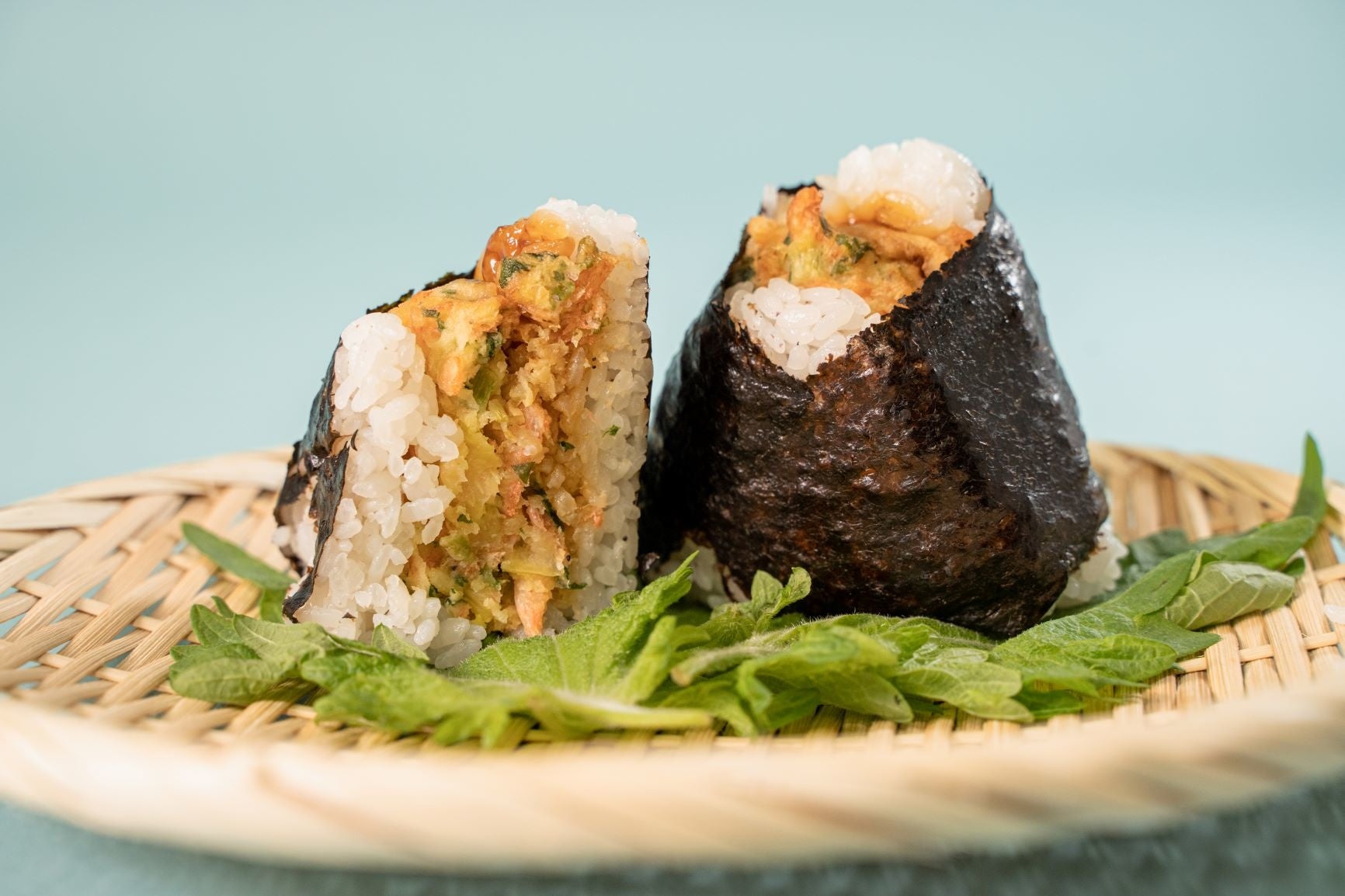 ファミリーマートのおむすびに新たなシリーズが登場！見た目でも美味し