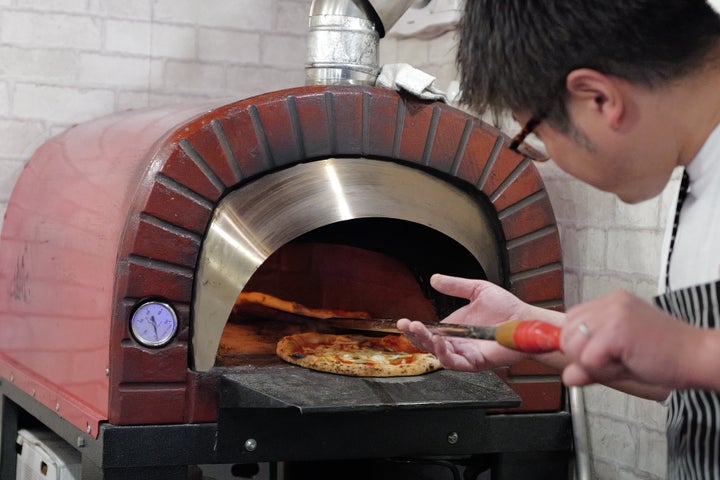 ピザレボのピザを福岡天神で無料配布!キャンプ女子株式会社×ピザレボ×こどもごちめしのトリプルコラボイベント開催 ピザレボのピザを福岡天神で無料配布!キャンプ女子株式会社×ピザレボ×こどもごちめしのトリプルコラボイベント開催