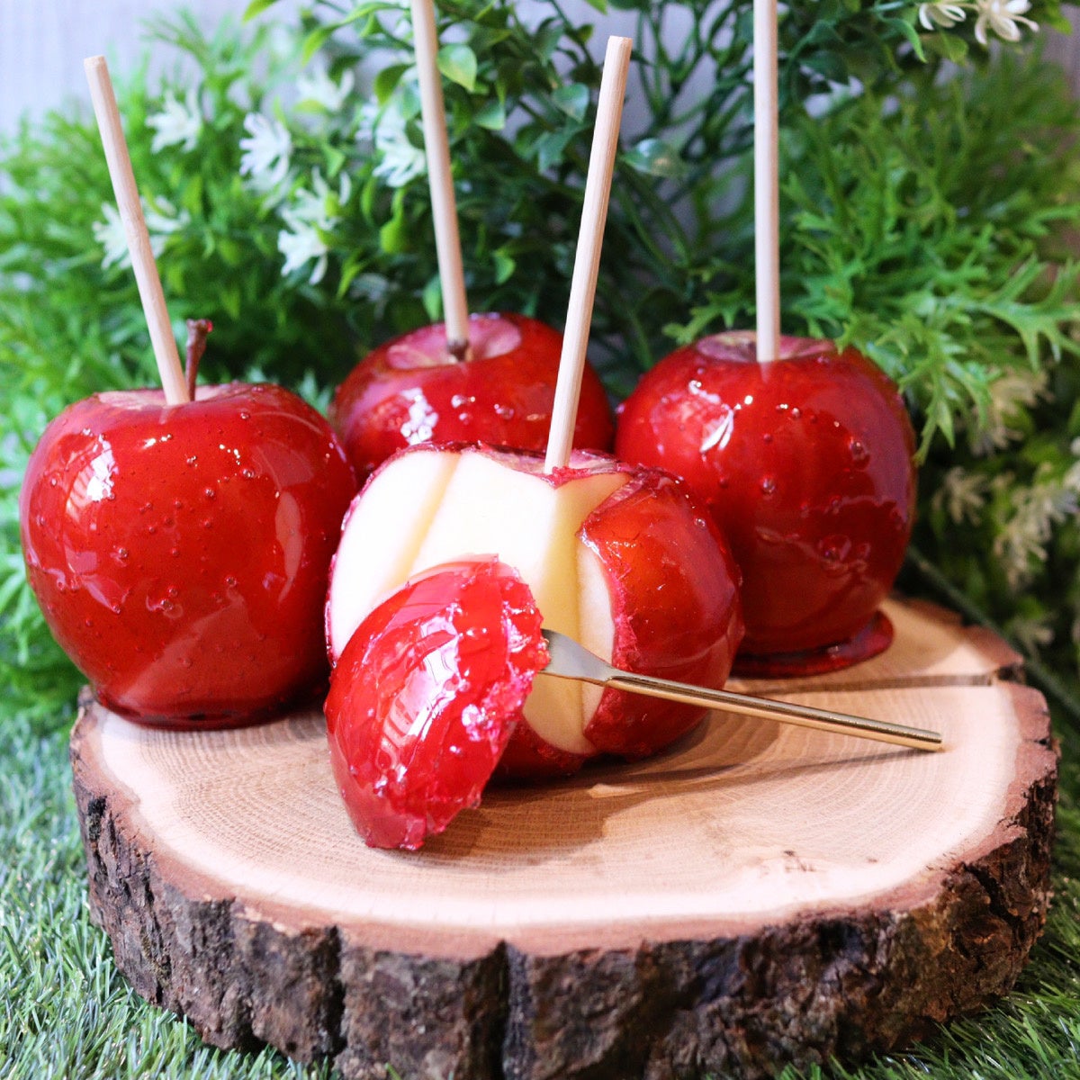 ディズニーリゾートでも大 列 オープンから2ヶ 経っても まらない 気 りんご飴 店 代官 Candy Apple 藤が丘店 株式会社maruのプレスリリース ディズニーリゾートでも大 列 オープンから2ヶ 経っても まらない 気 りんご飴 店 代官 Candy Apple 藤が丘店 株式会社maruのプレスリリース