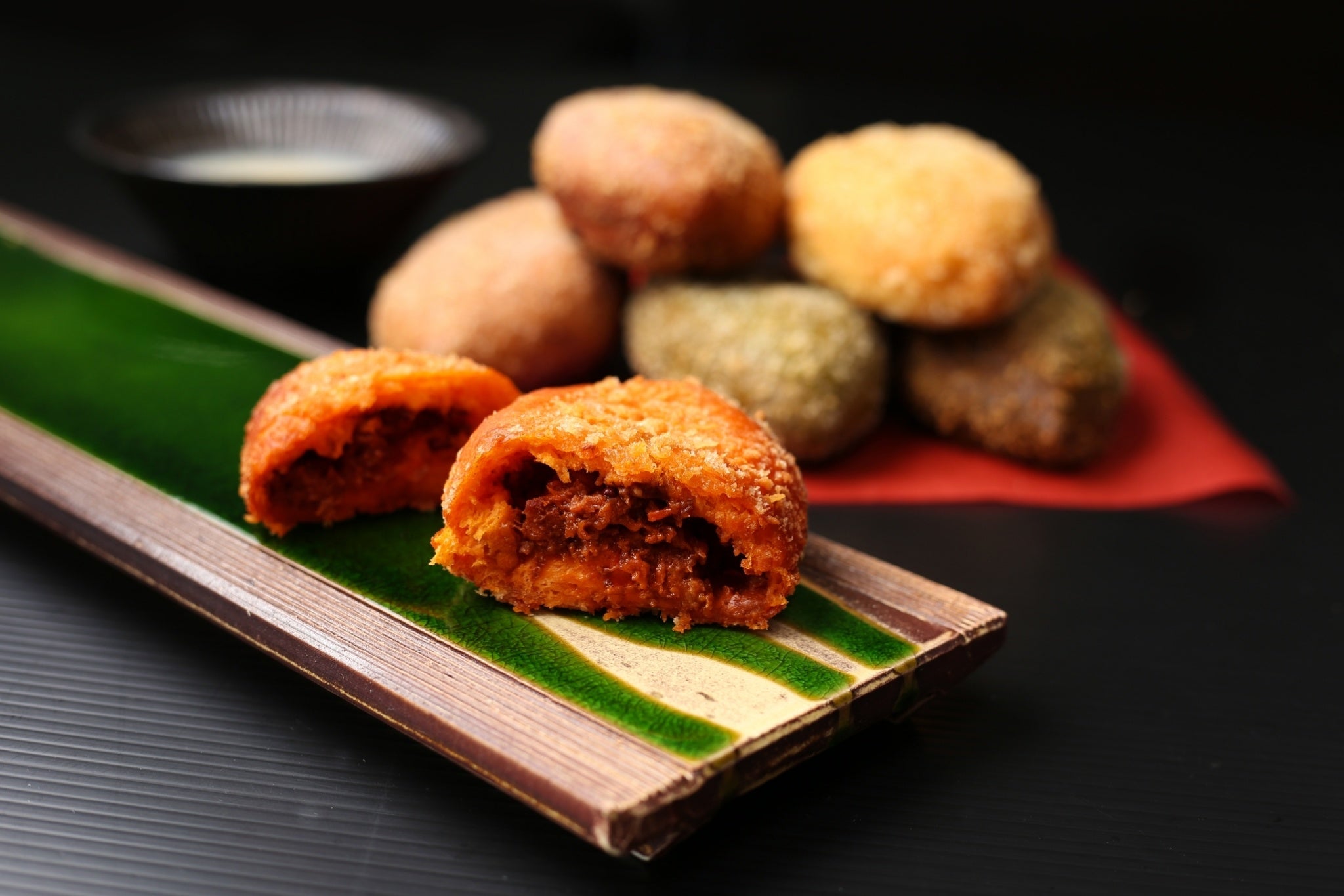 奥芝商店　海老キーマカレーパン