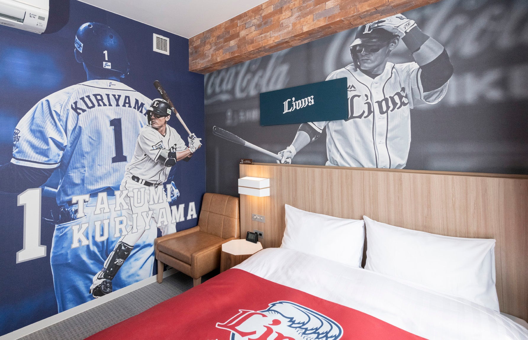 メイン壁面を2面に拡大しました！圧倒的没入感を演出。